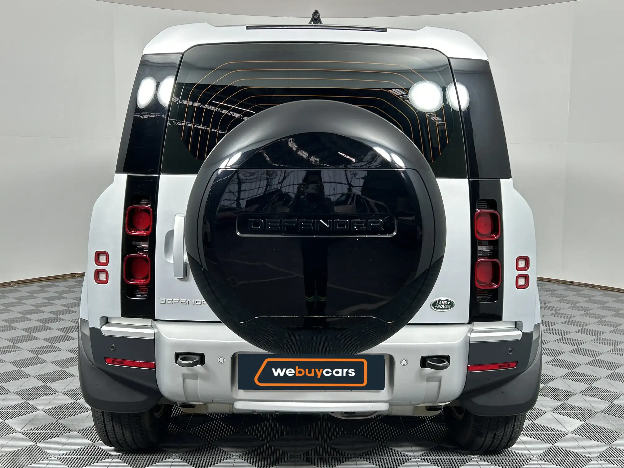 Land Rover Defender 110