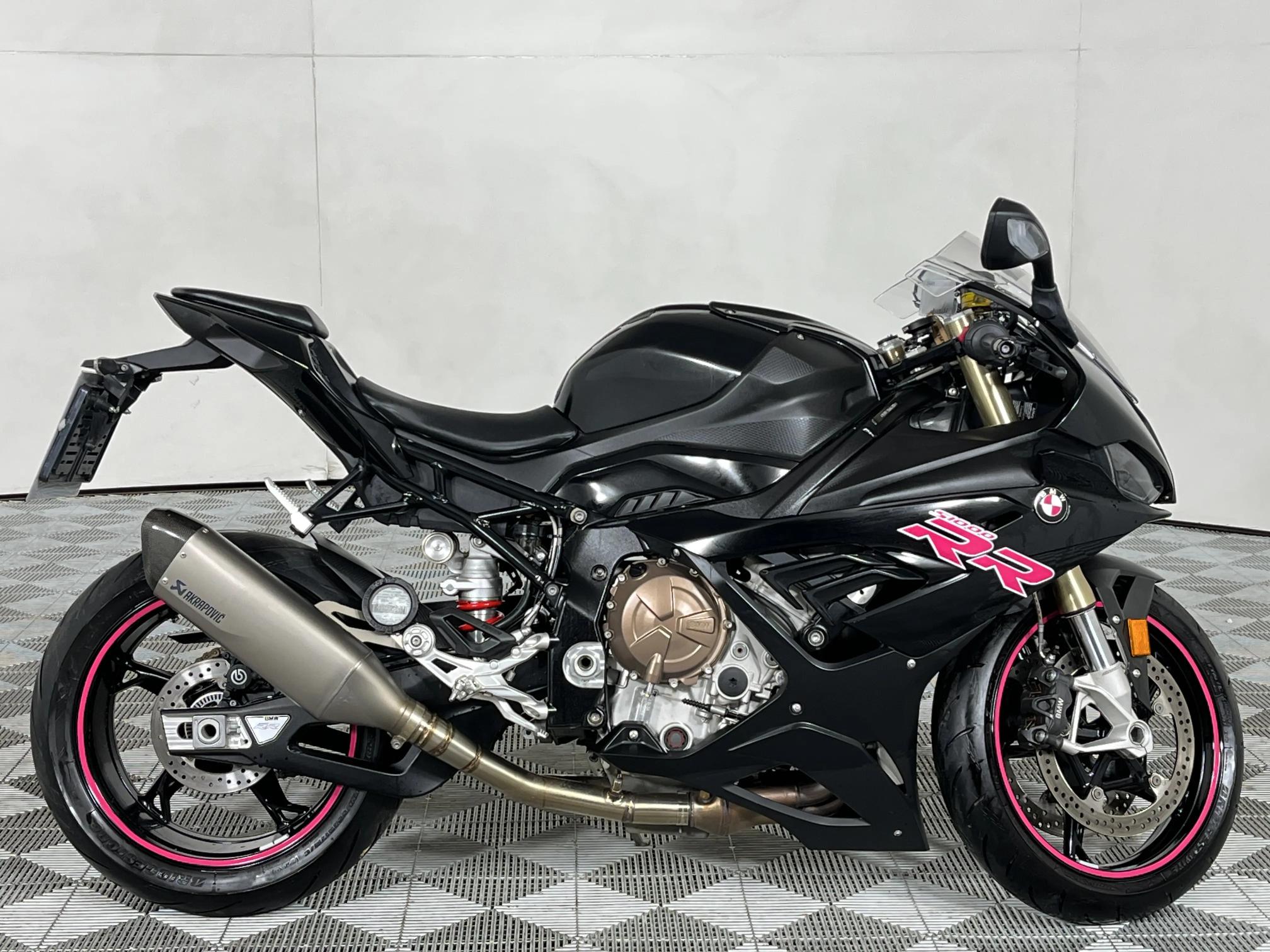 BMW S1000RR (152 kW)