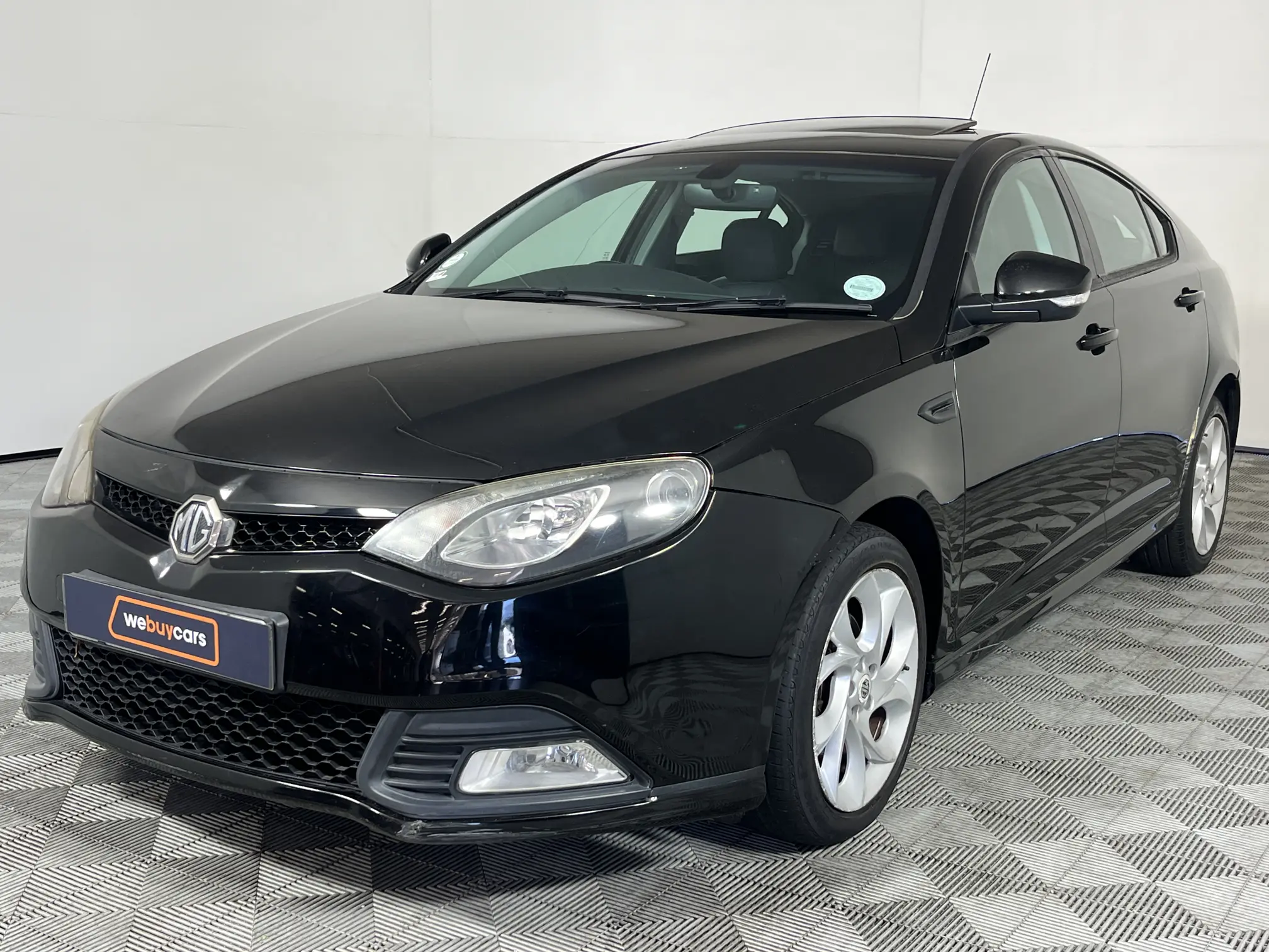 2012 MG MG6 1.8T Deluxe 5-Door