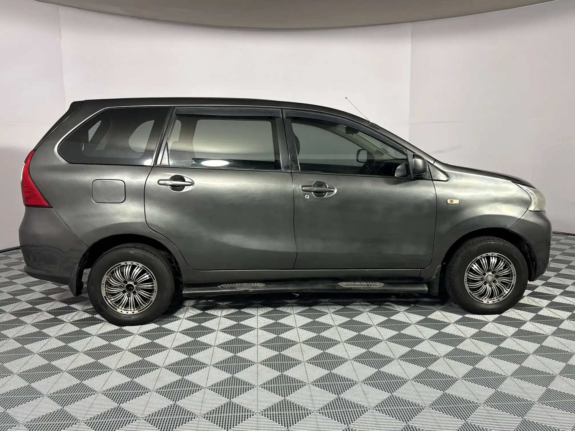 Toyota Avanza