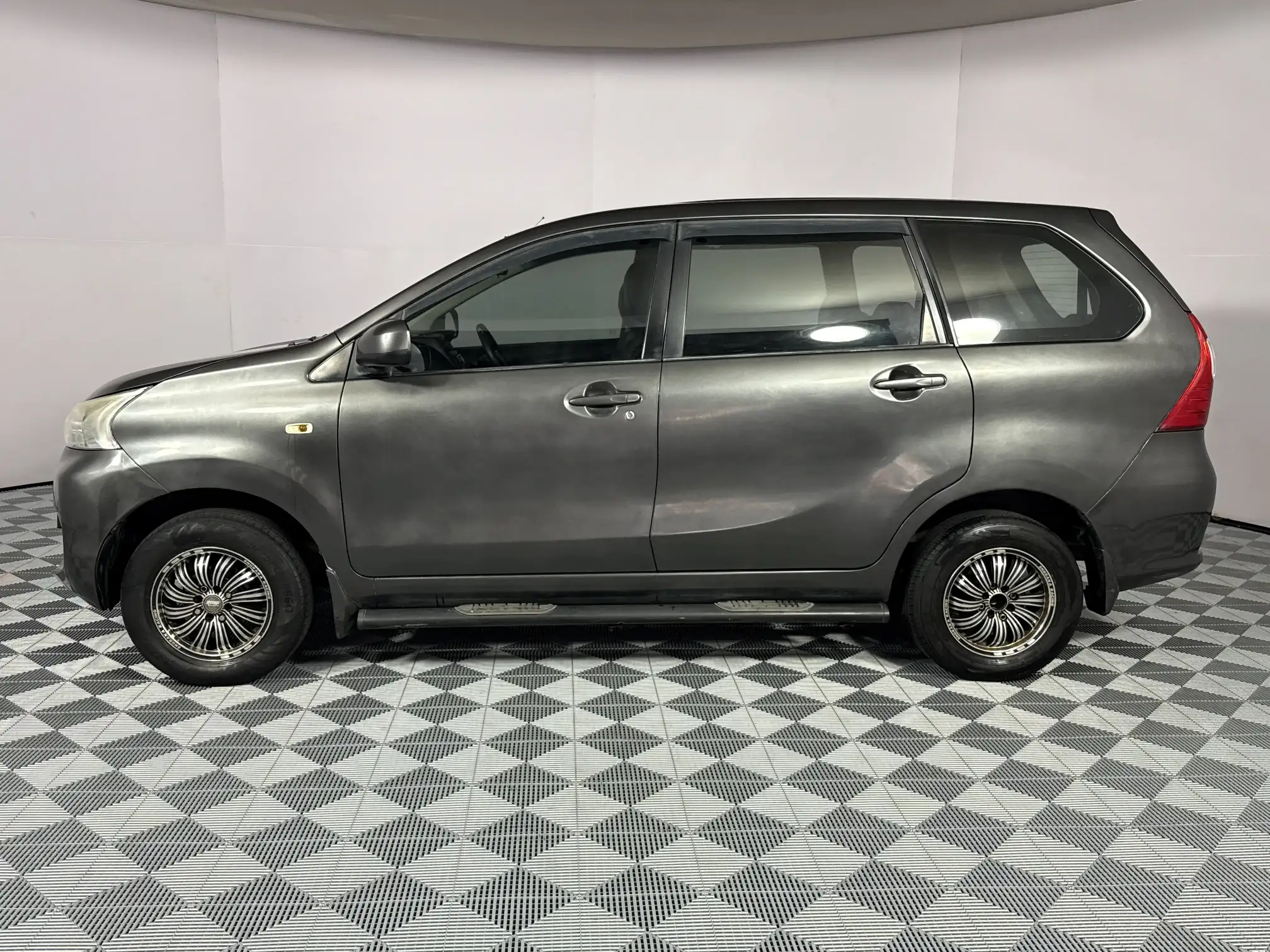 Toyota Avanza