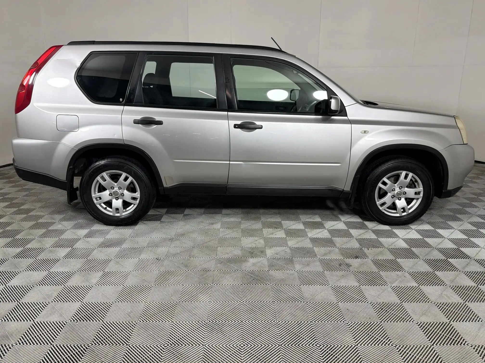 Nissan X Trail