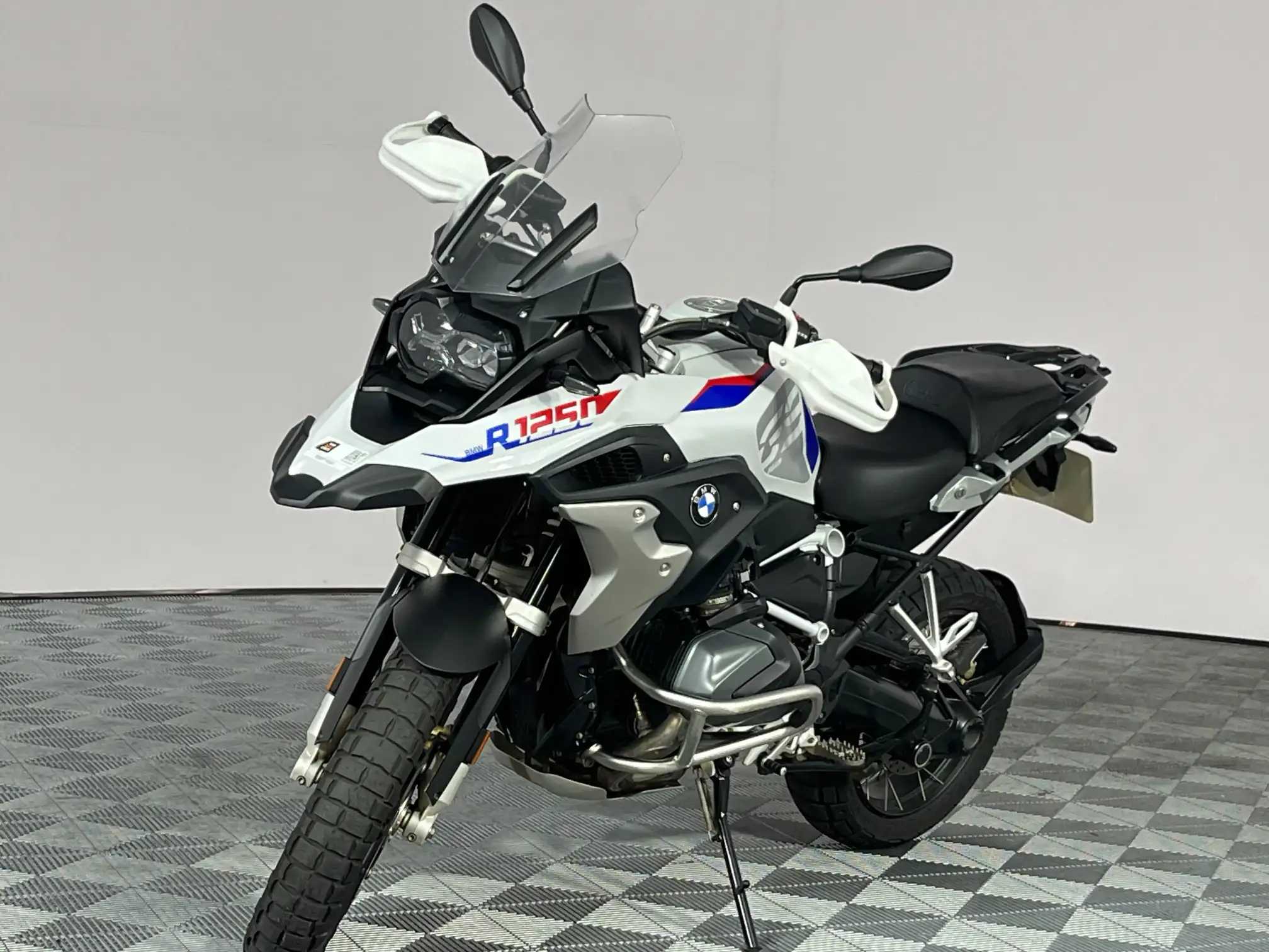 BMW R Series