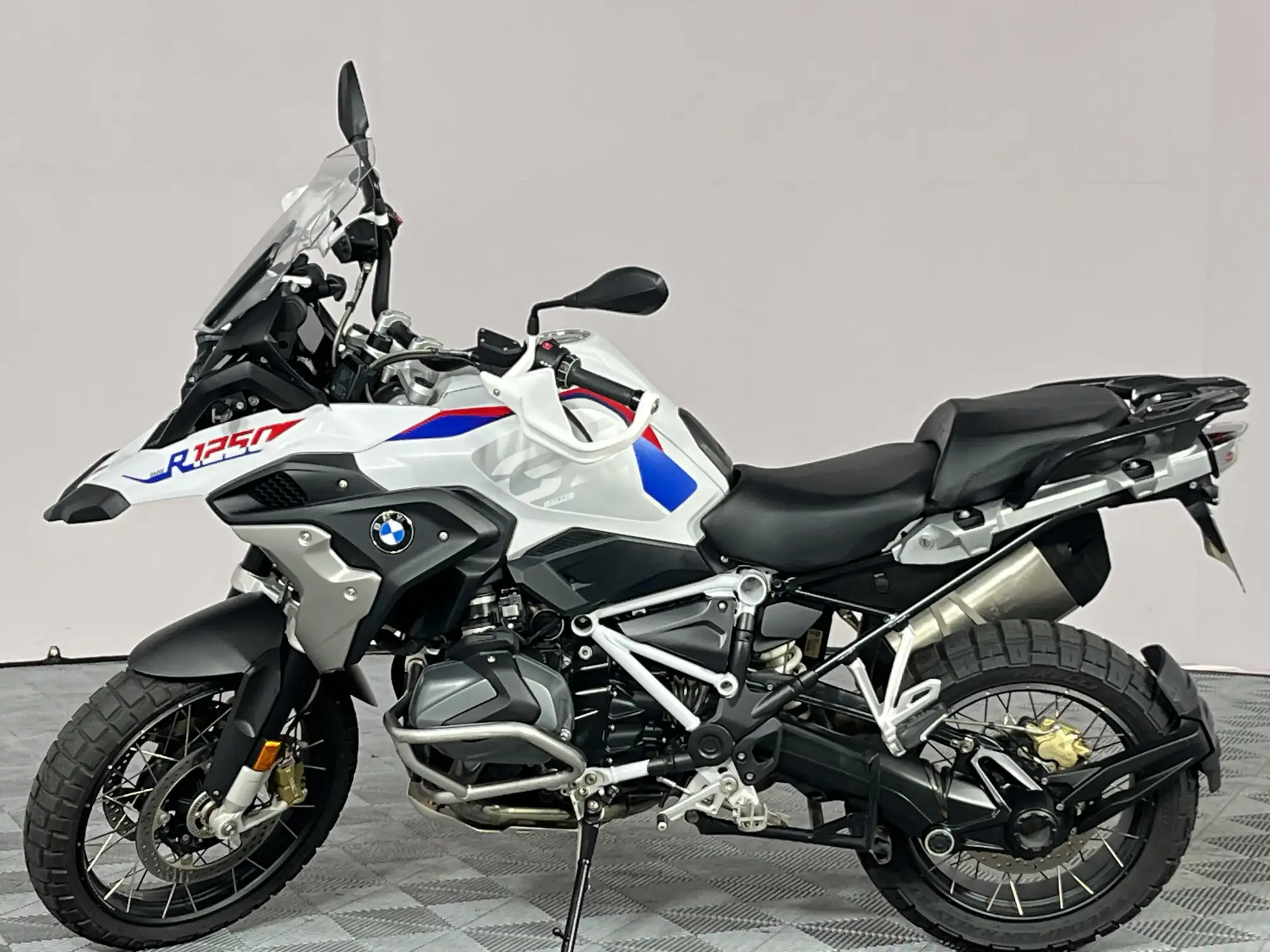 BMW R Series