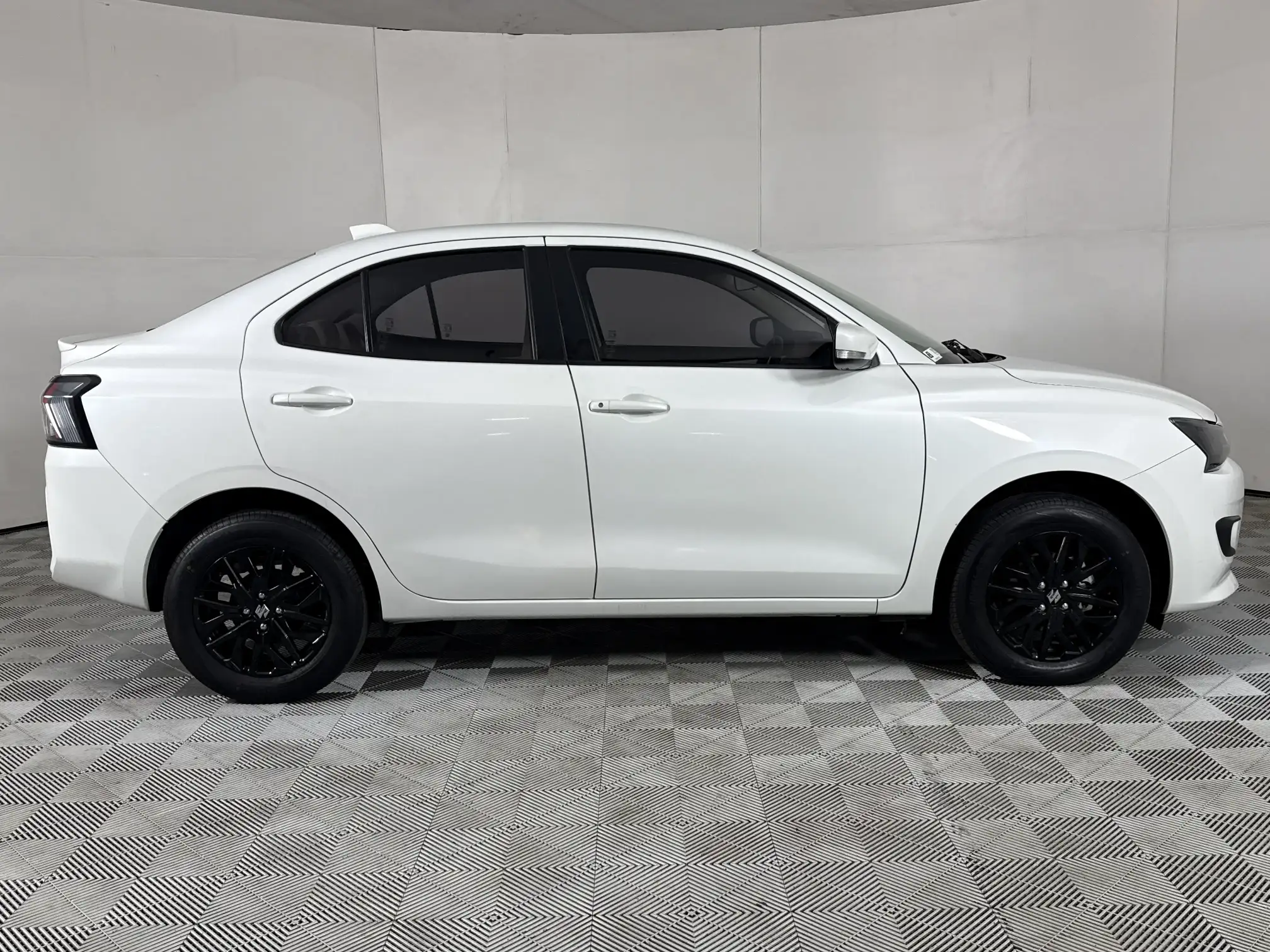 Suzuki Dzire