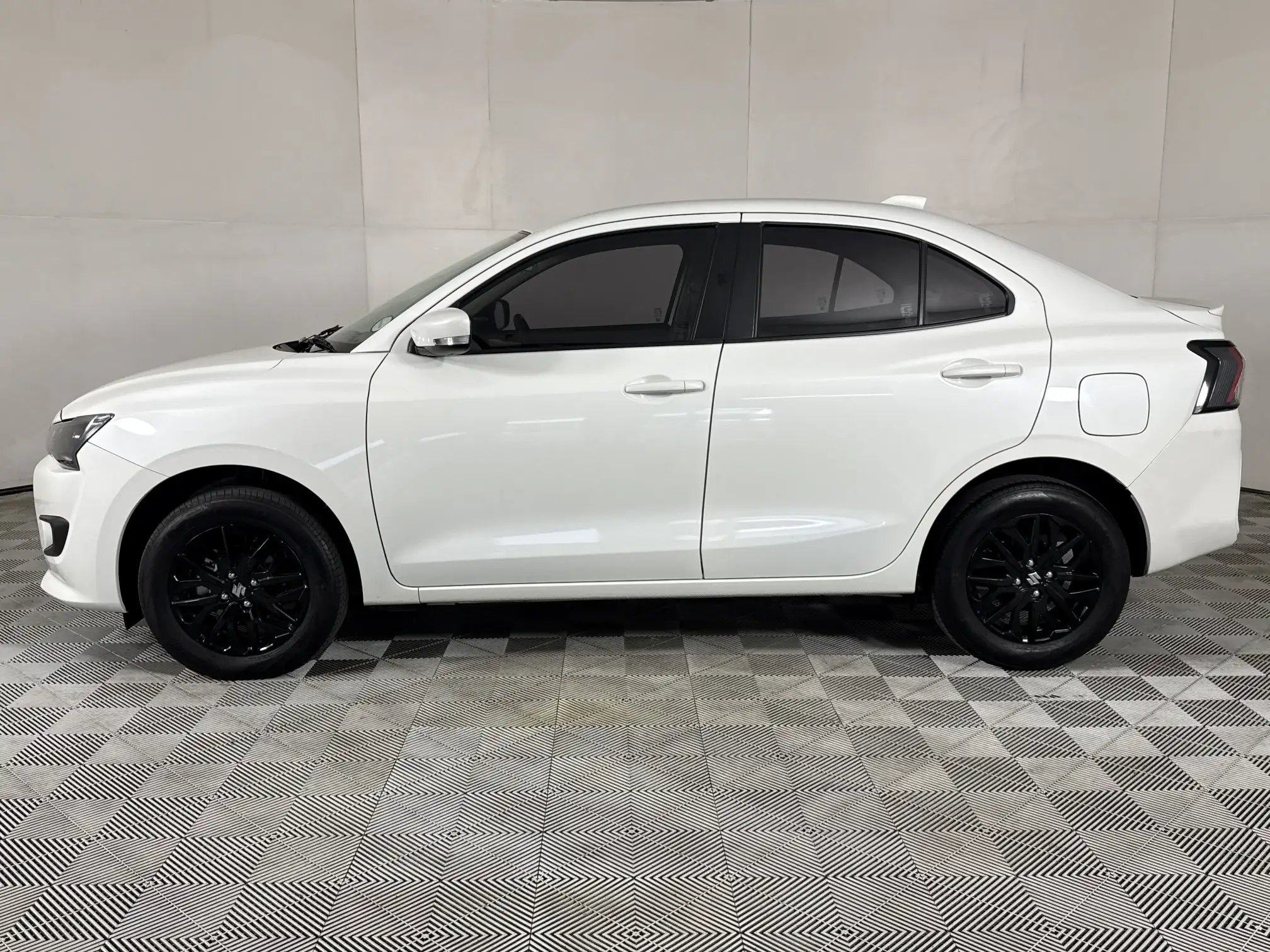 Suzuki Dzire