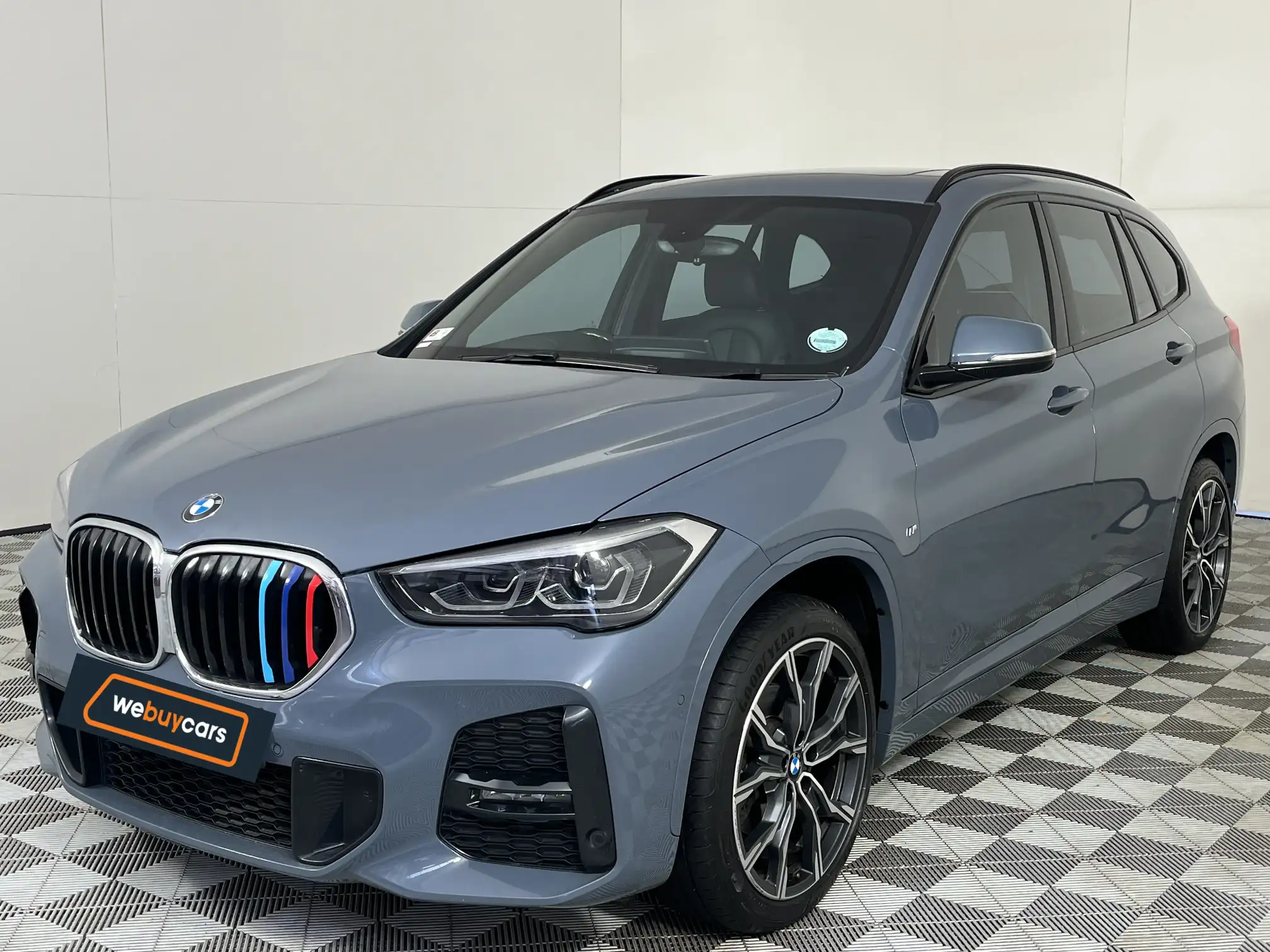 2022 BMW X1