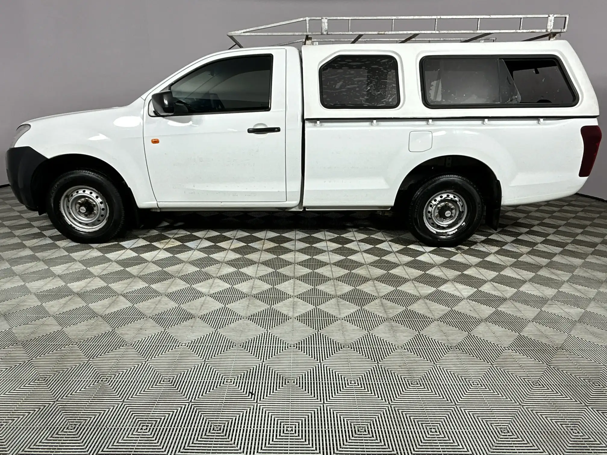 Isuzu KB