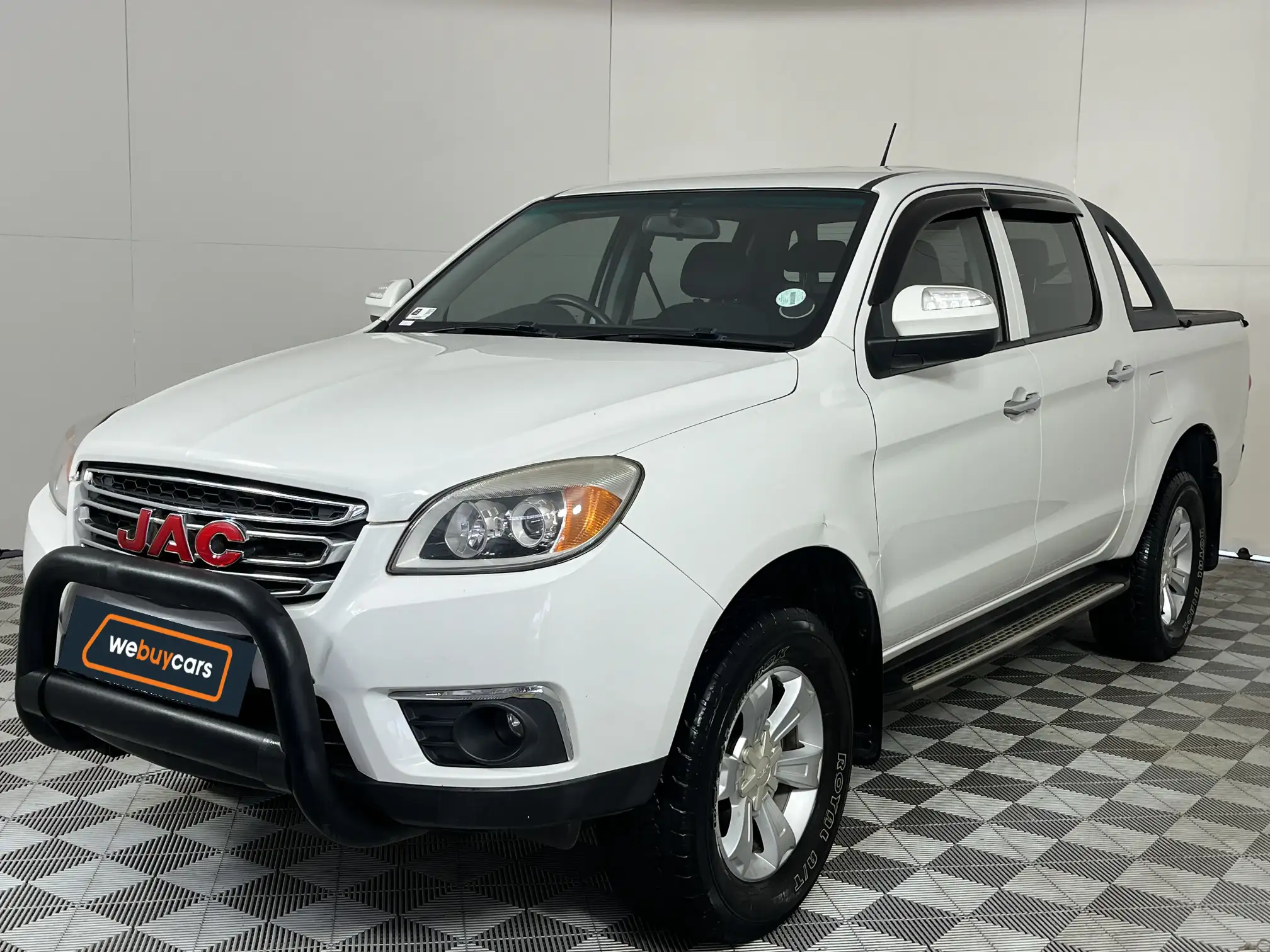 JAC T6