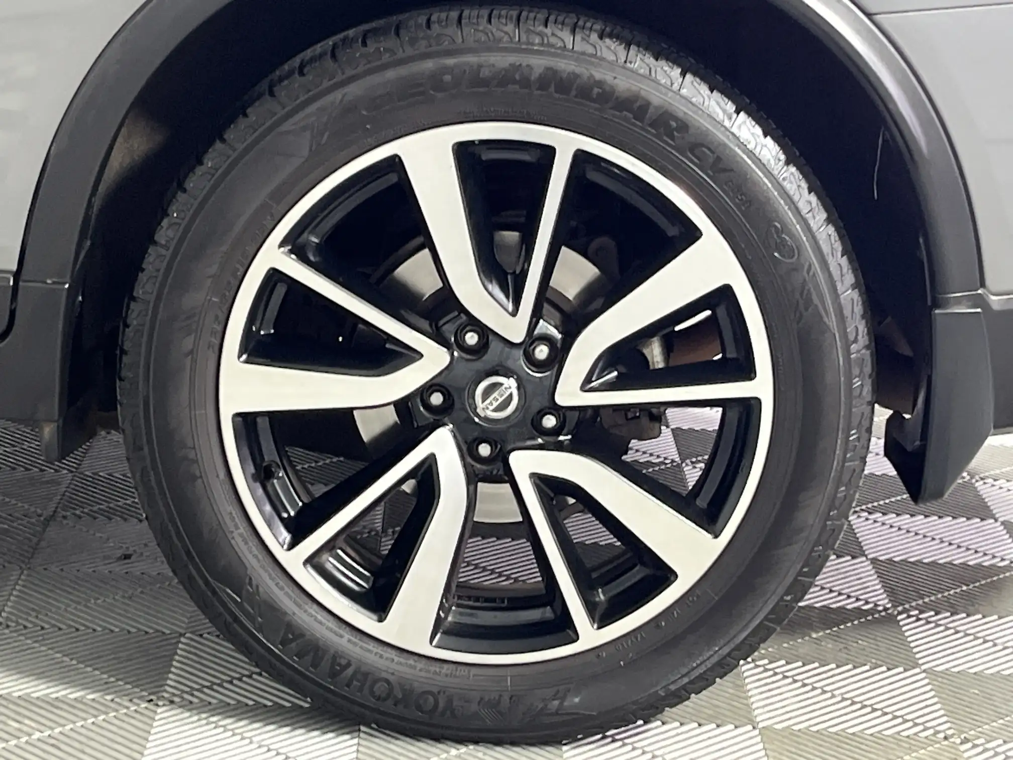Nissan X Trail
