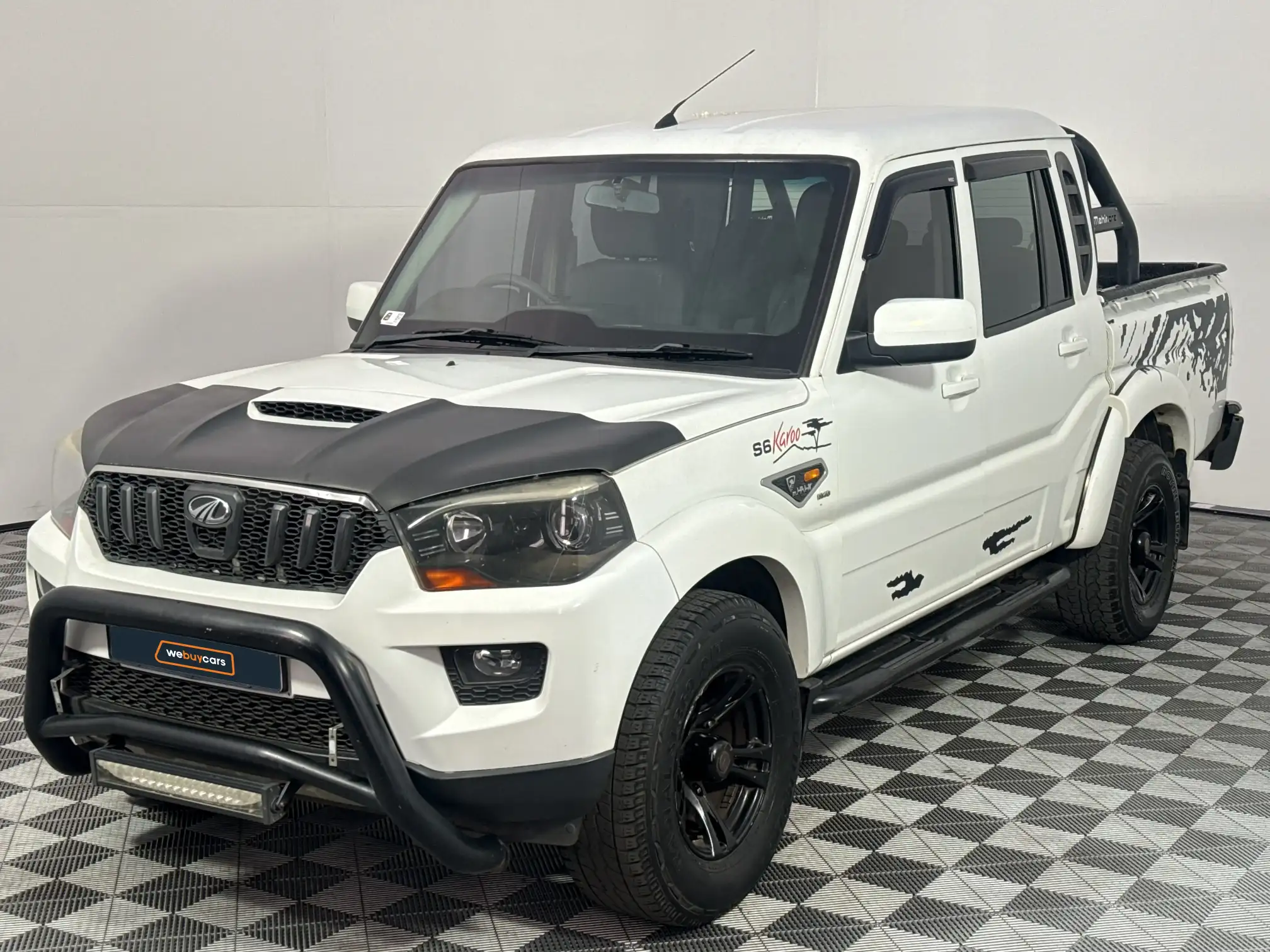 2019 Mahindra PIK UP