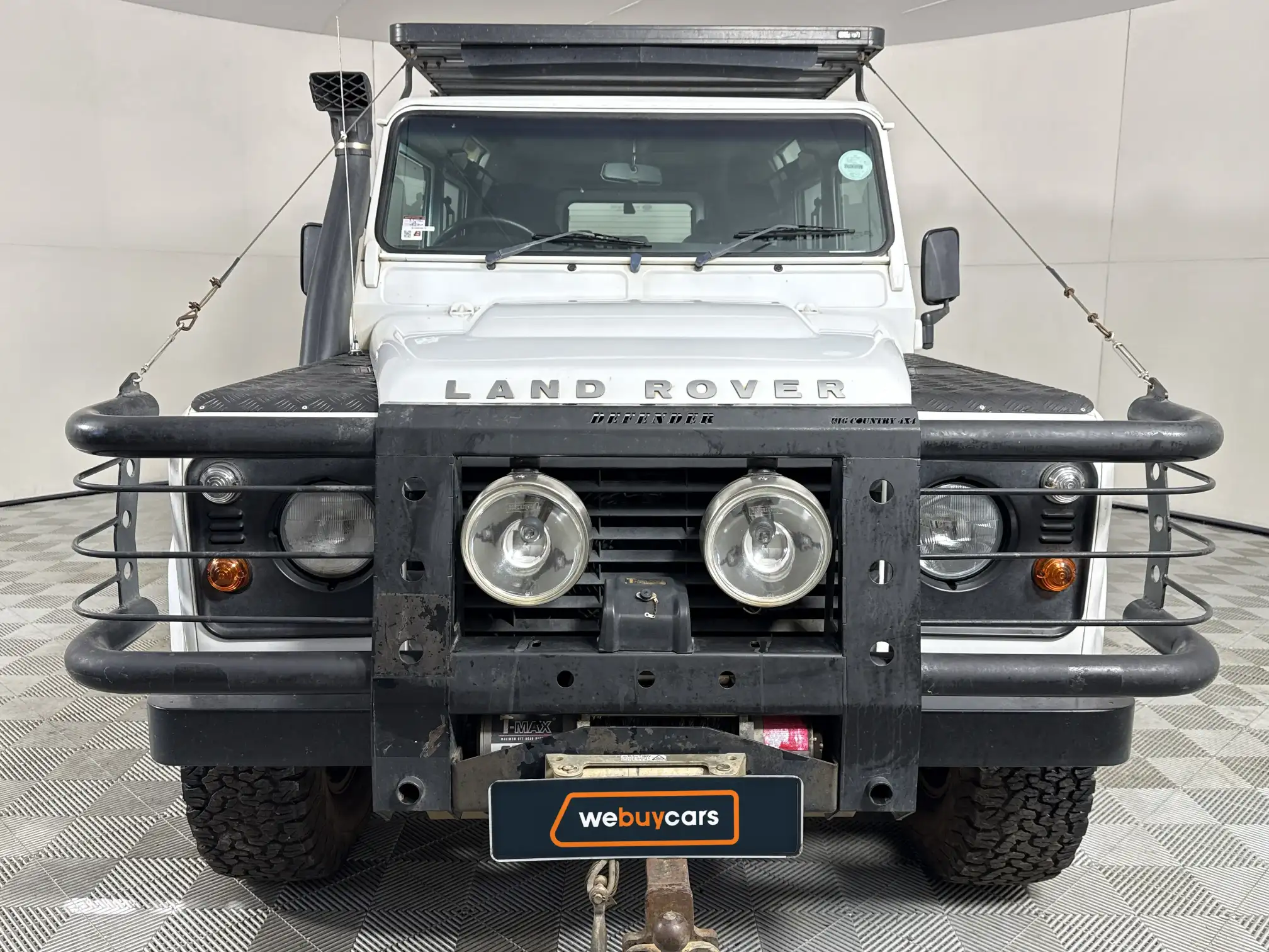 Land Rover Defender 110