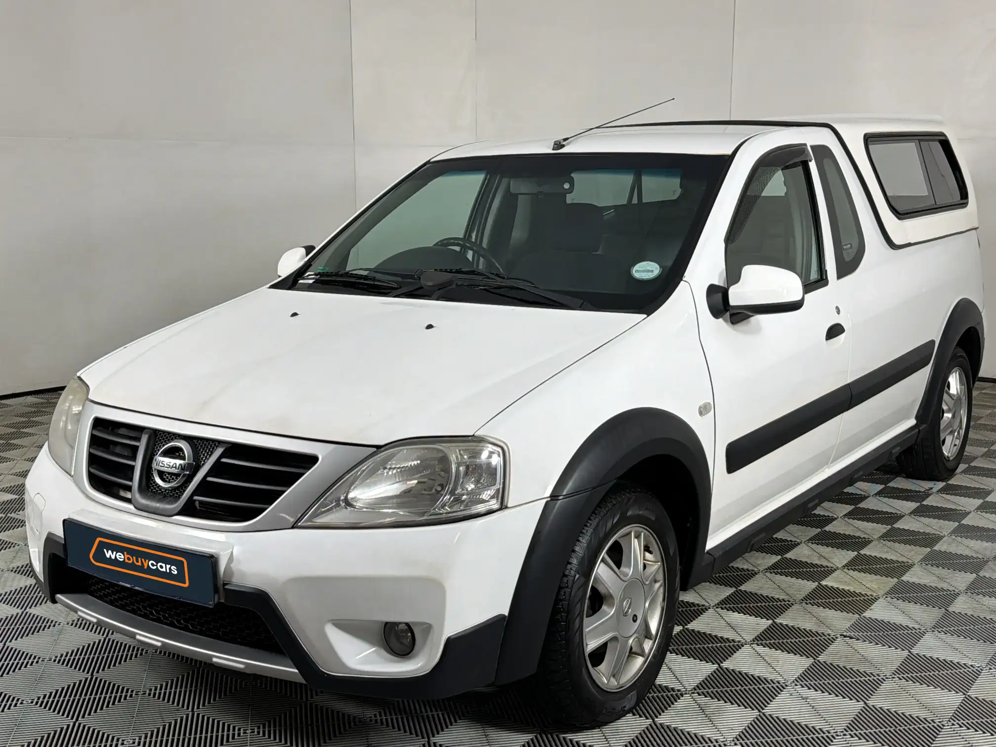 2014 Nissan NP200