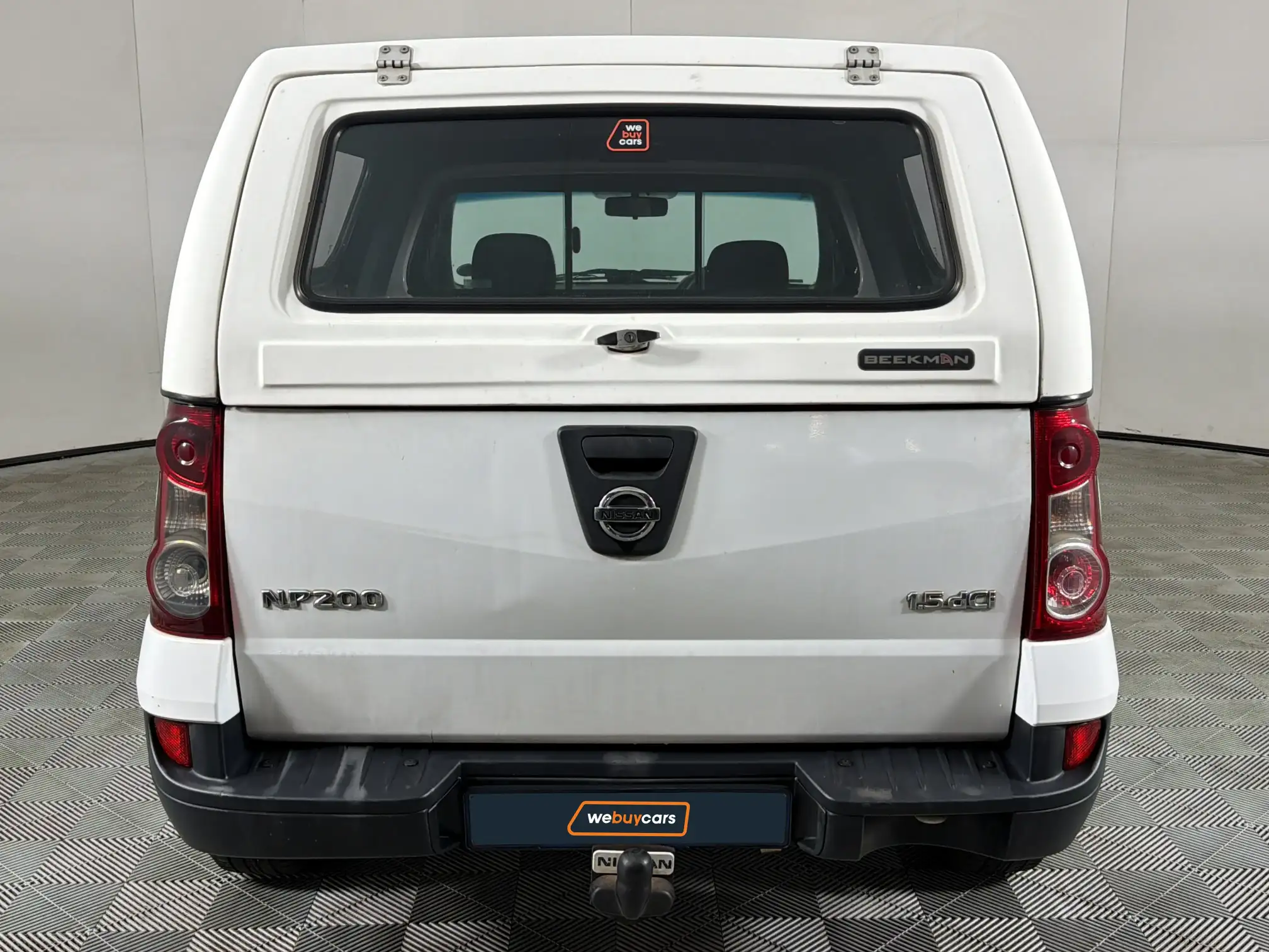 Nissan NP200