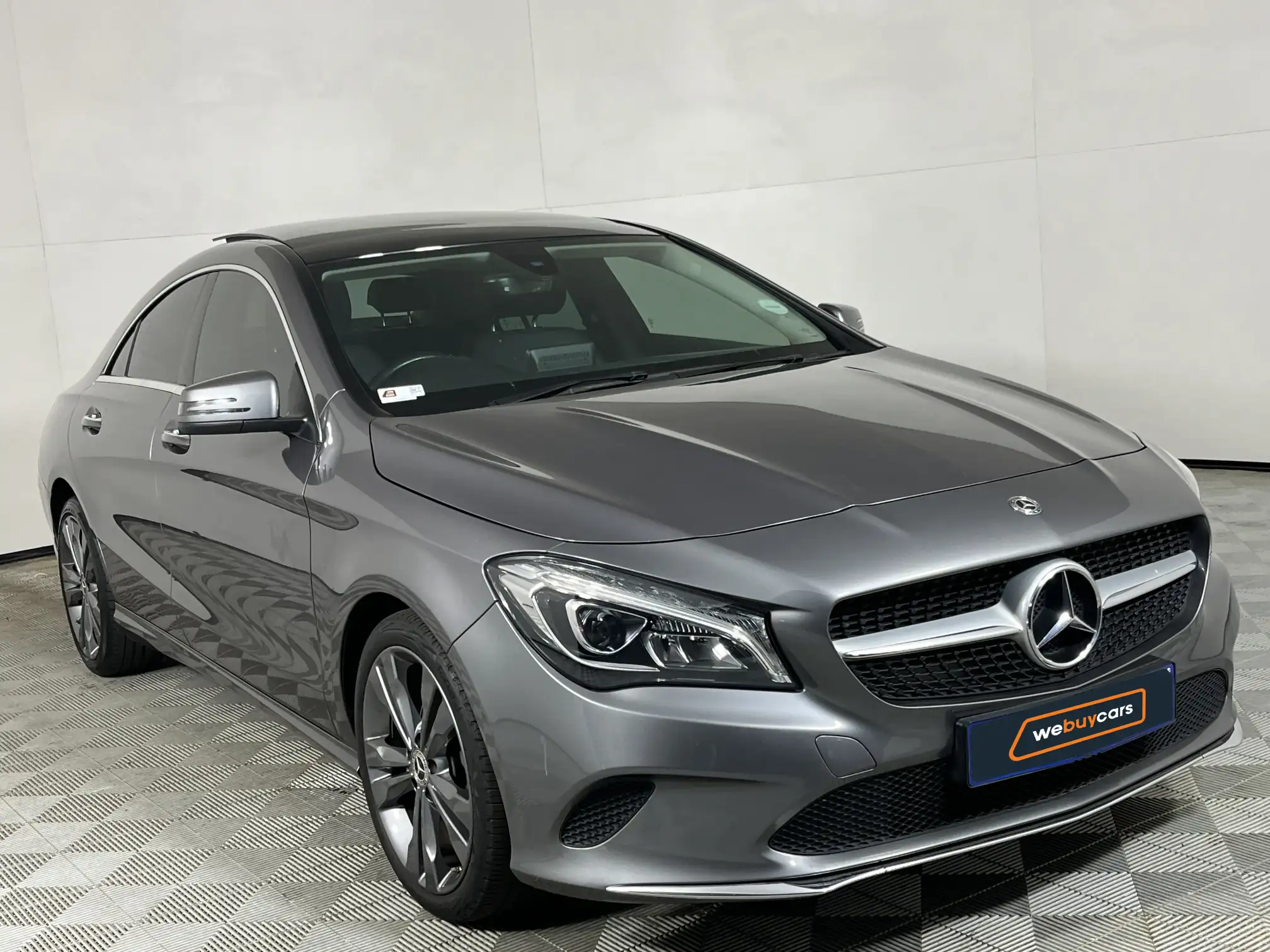 Mercedes-Benz CLA