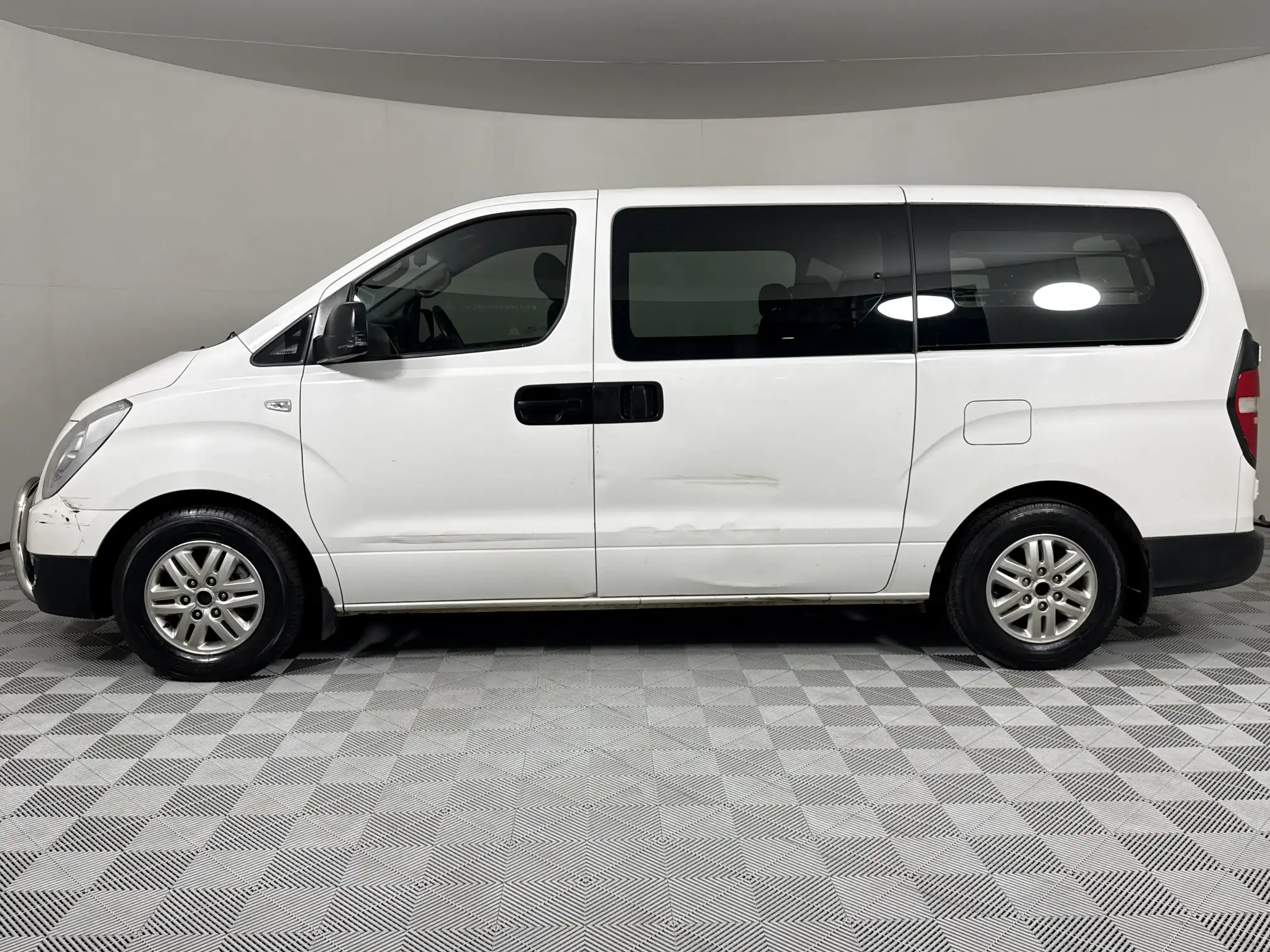 Hyundai H1