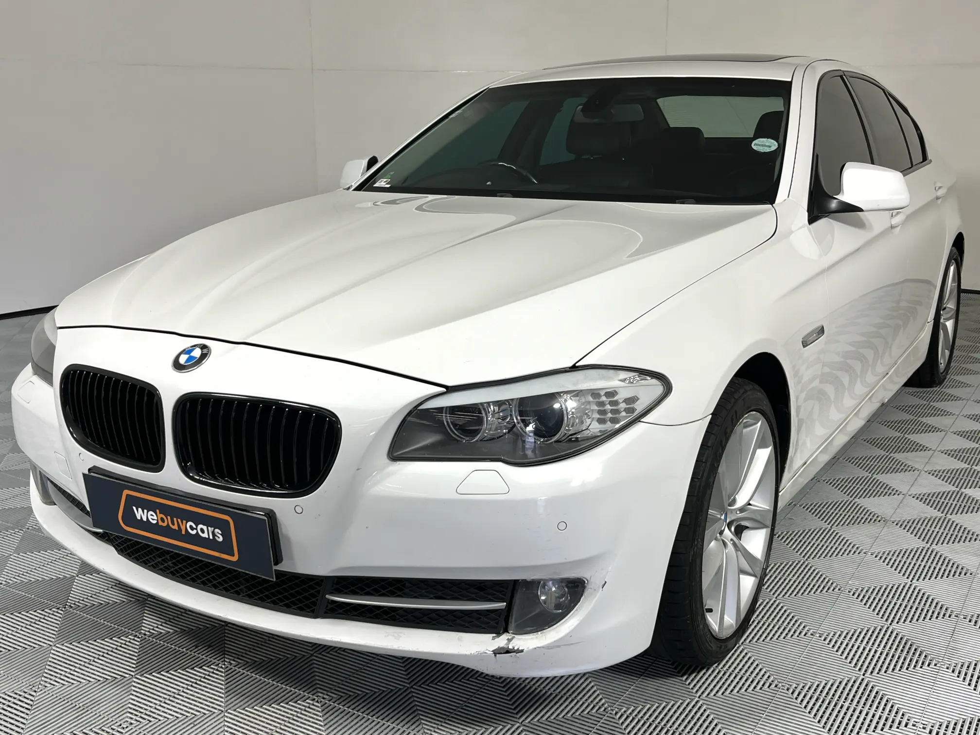 2011 BMW 5 Series 520d Auto (F10)