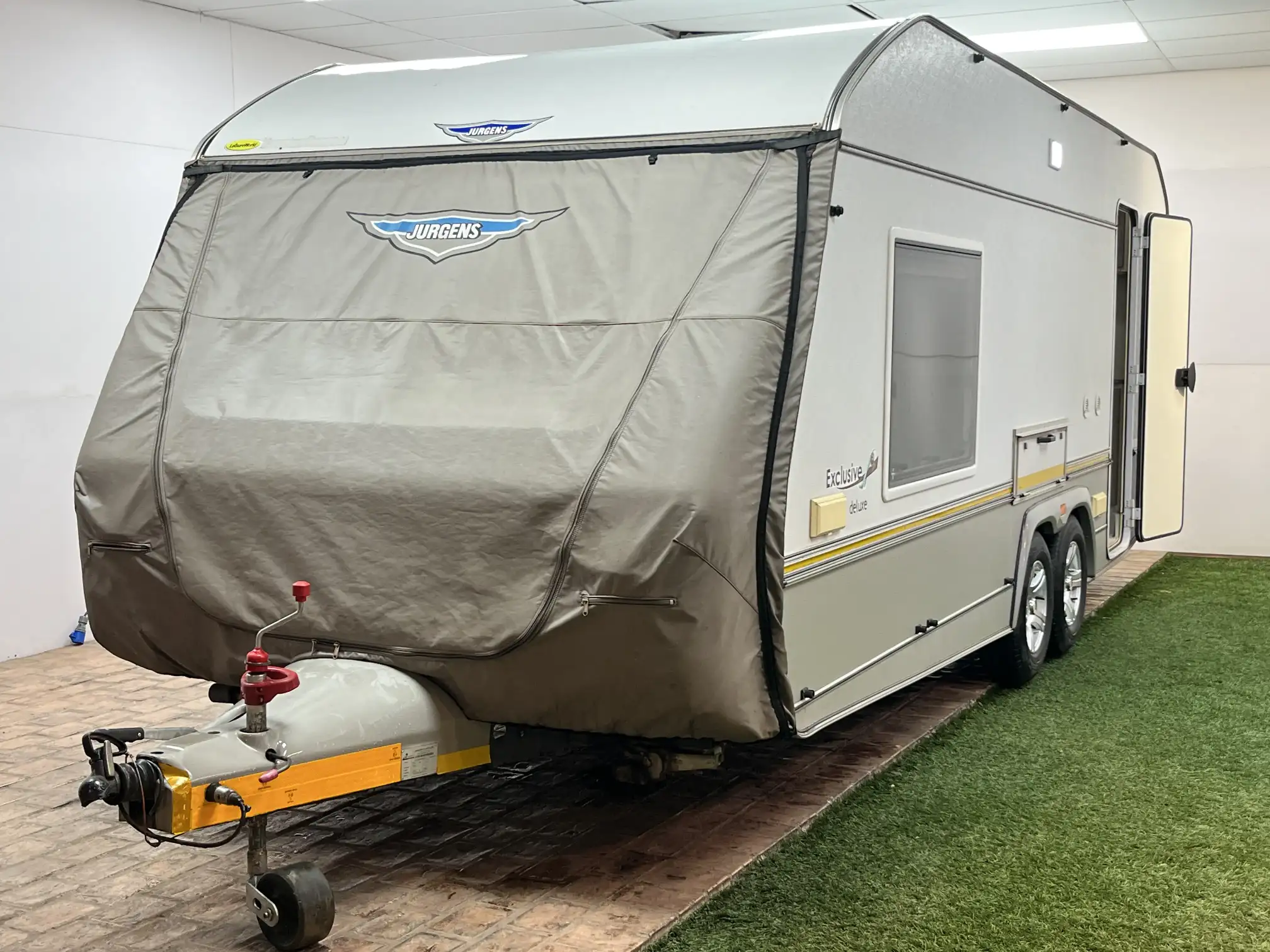 2016 Jurgens Exclusive