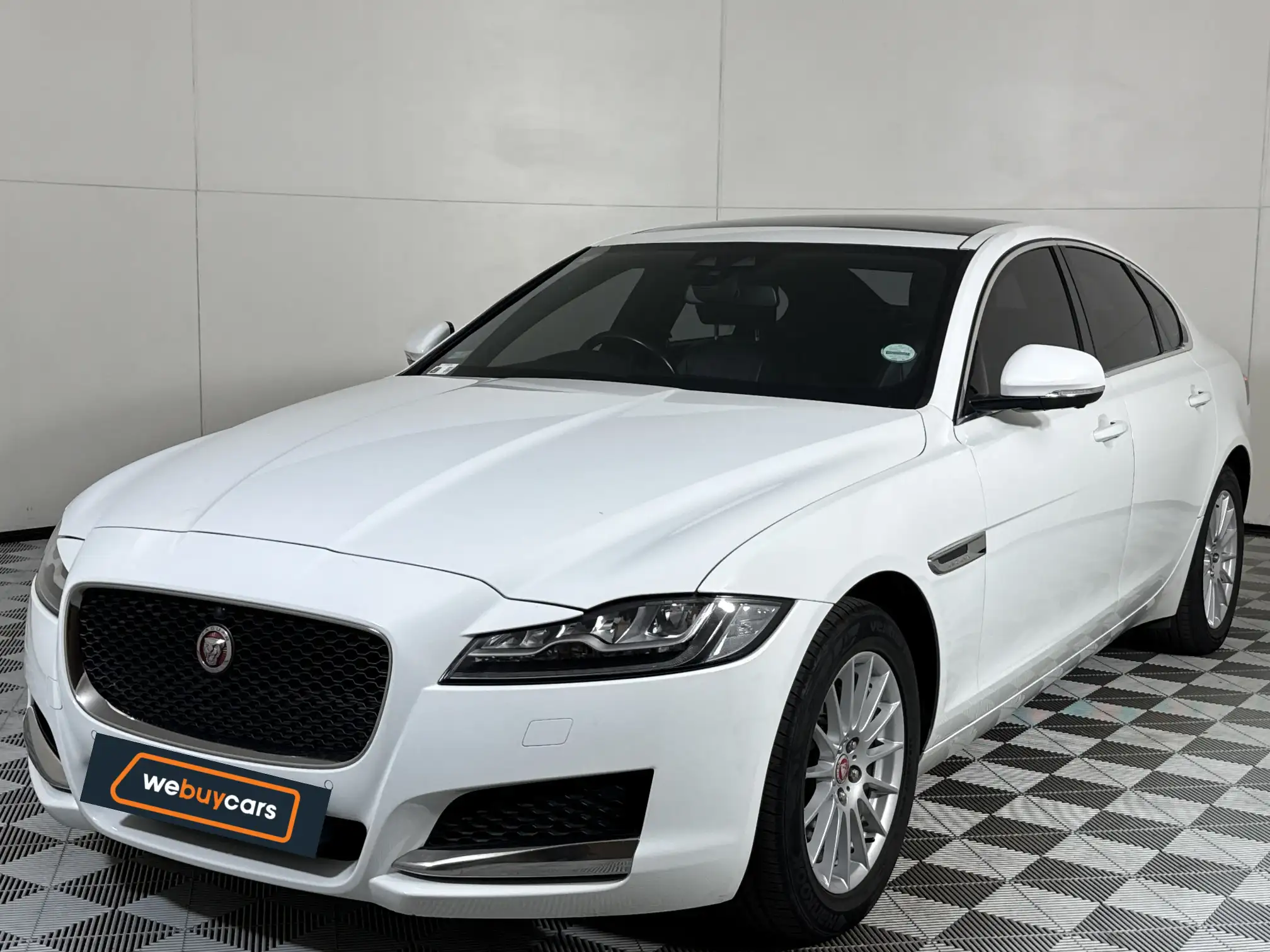 2018 Jaguar XF 2.0 D Prestige at Midstream (GP) for sale R259900