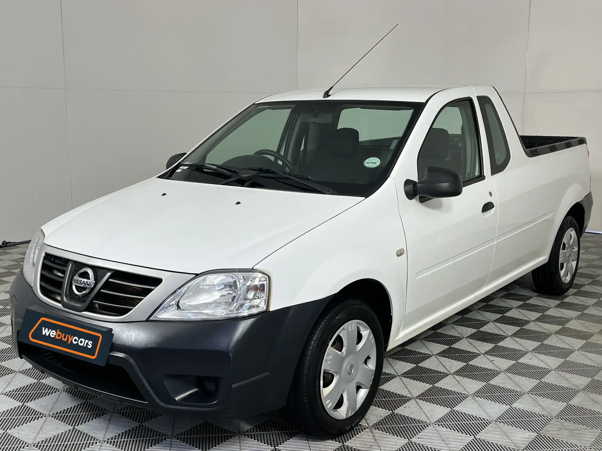 2016 Nissan NP200
