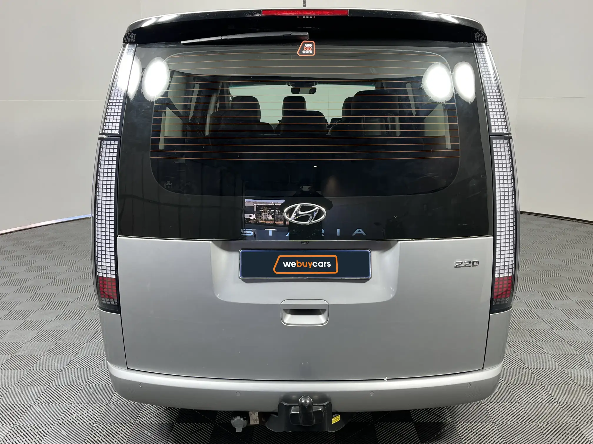 Hyundai Staria
