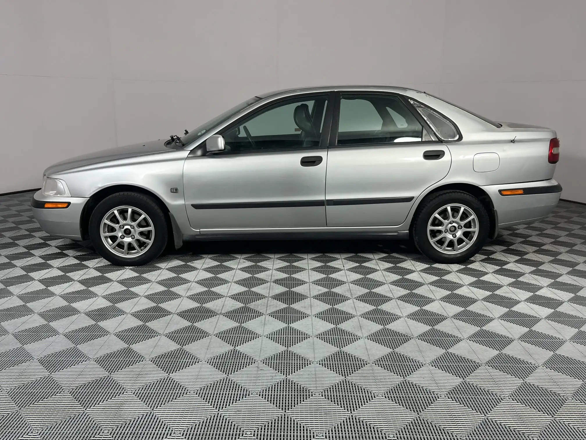 Volvo S40