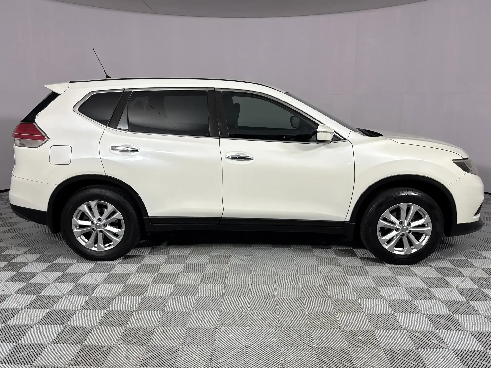 Nissan X Trail