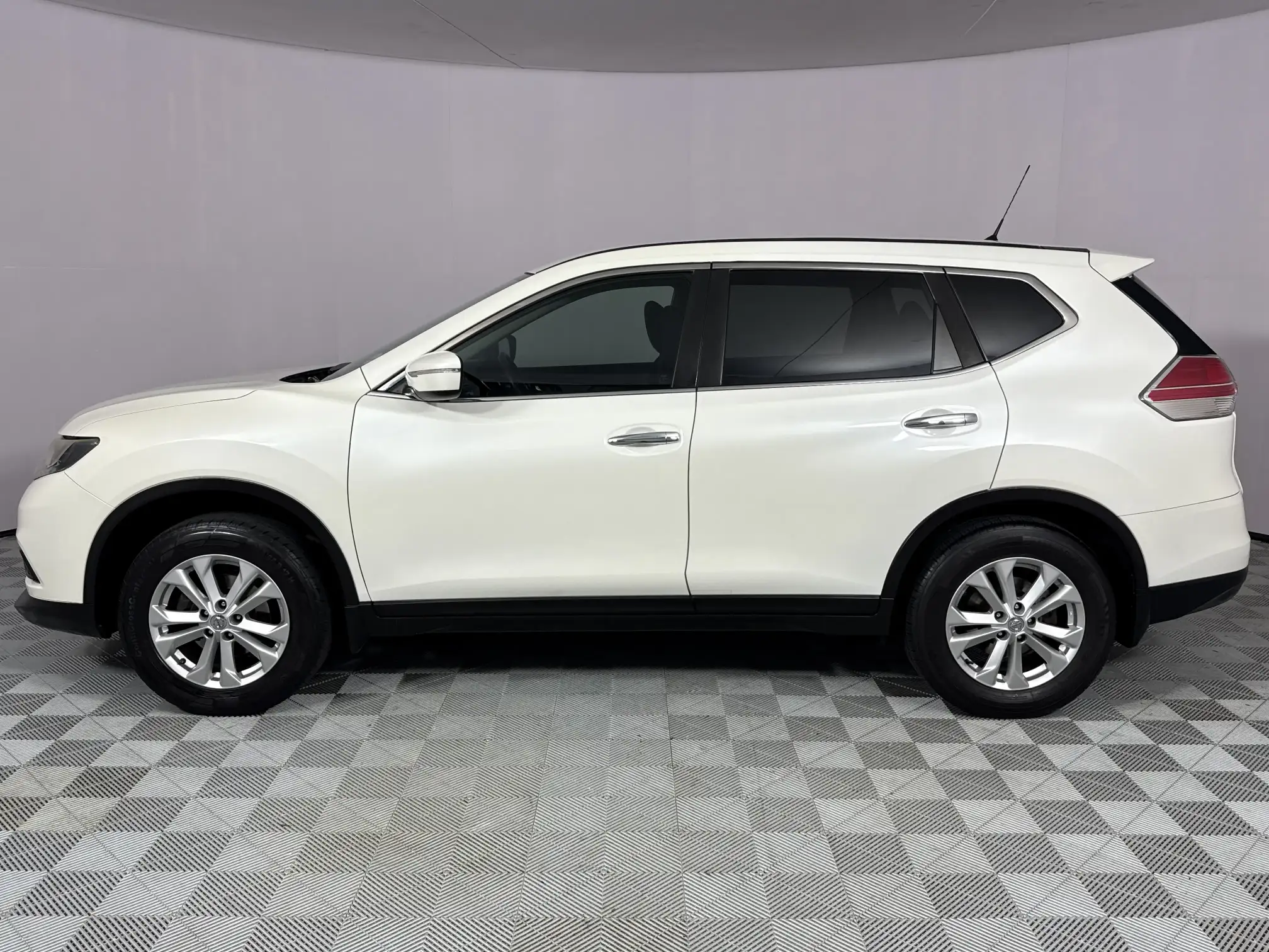Nissan X Trail