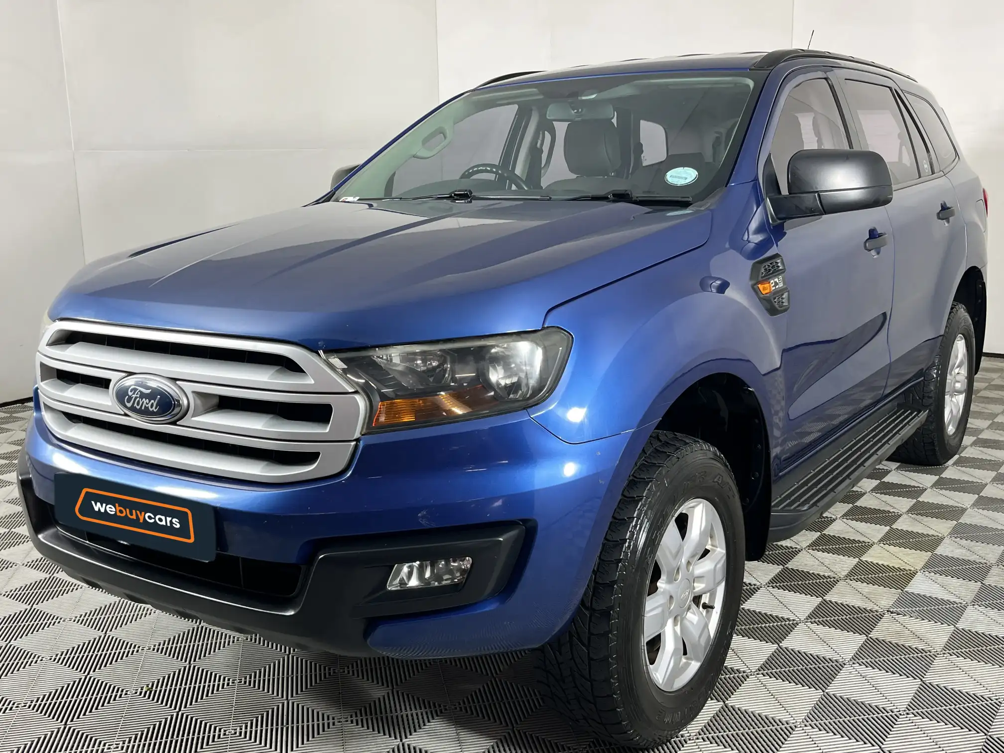 2016 Ford Everest