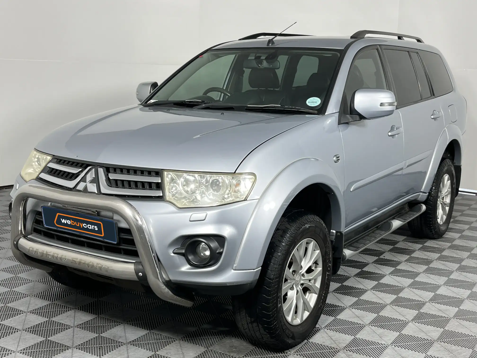 2015 Mitsubishi Pajero Sport