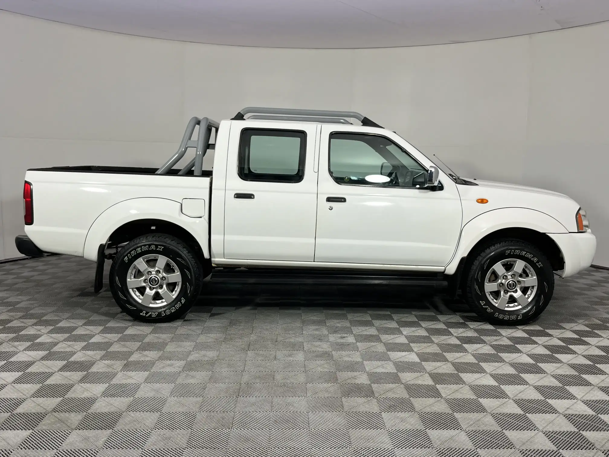 Nissan Hardbody