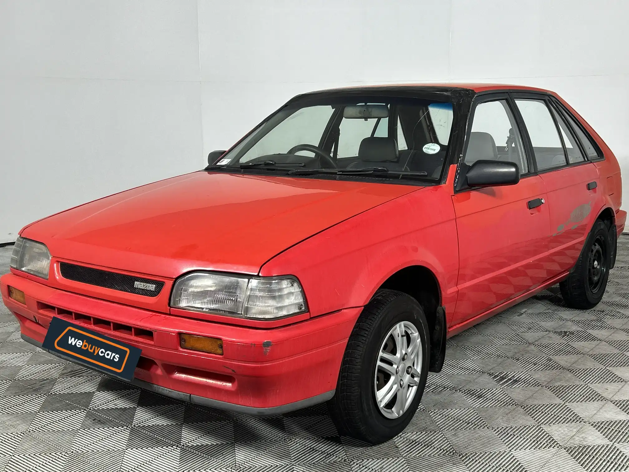 Mazda 323