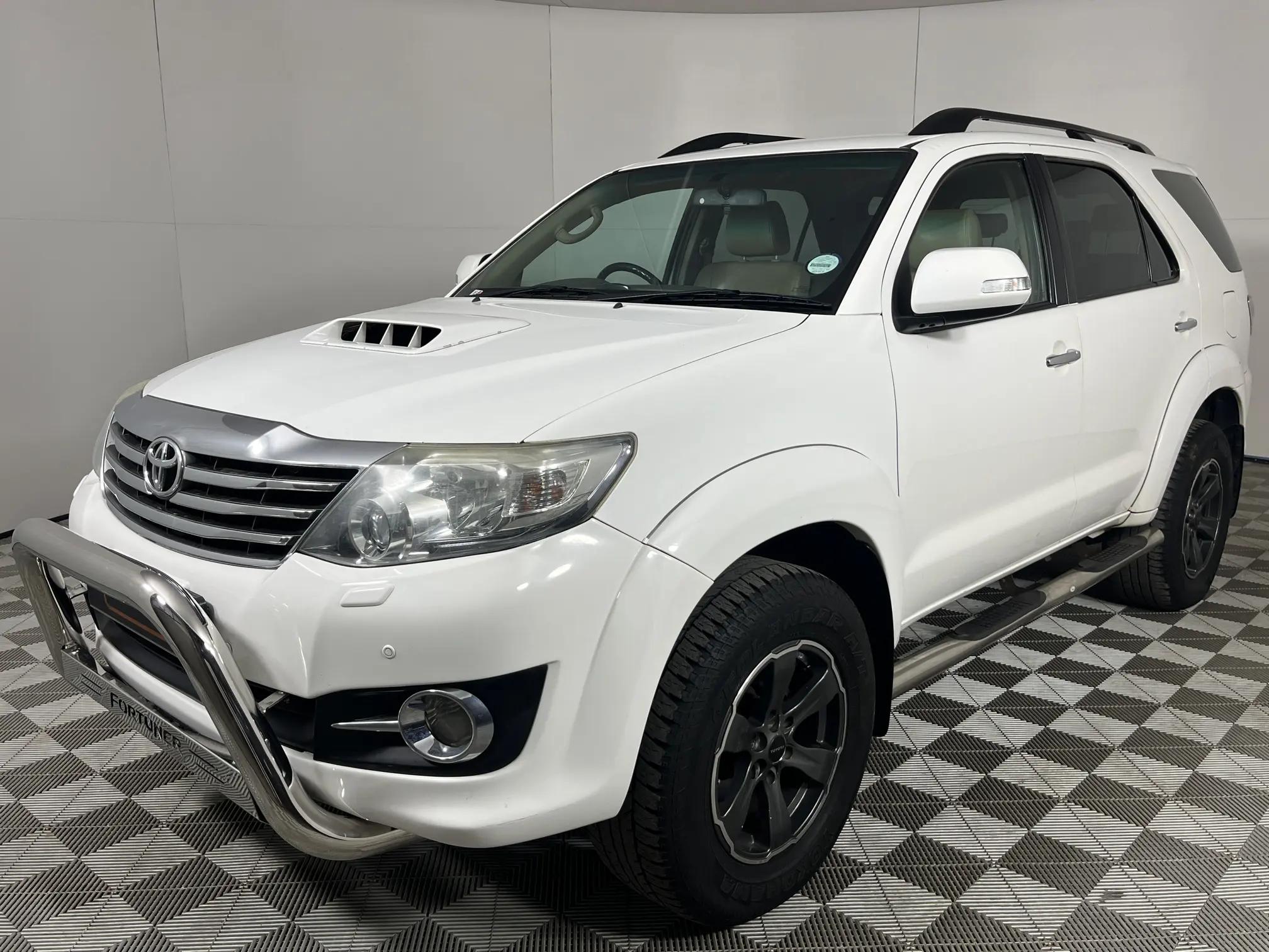 Toyota Fortuner III 3.0 D-4D Raised Body Auto for sale - R 232 900 ...