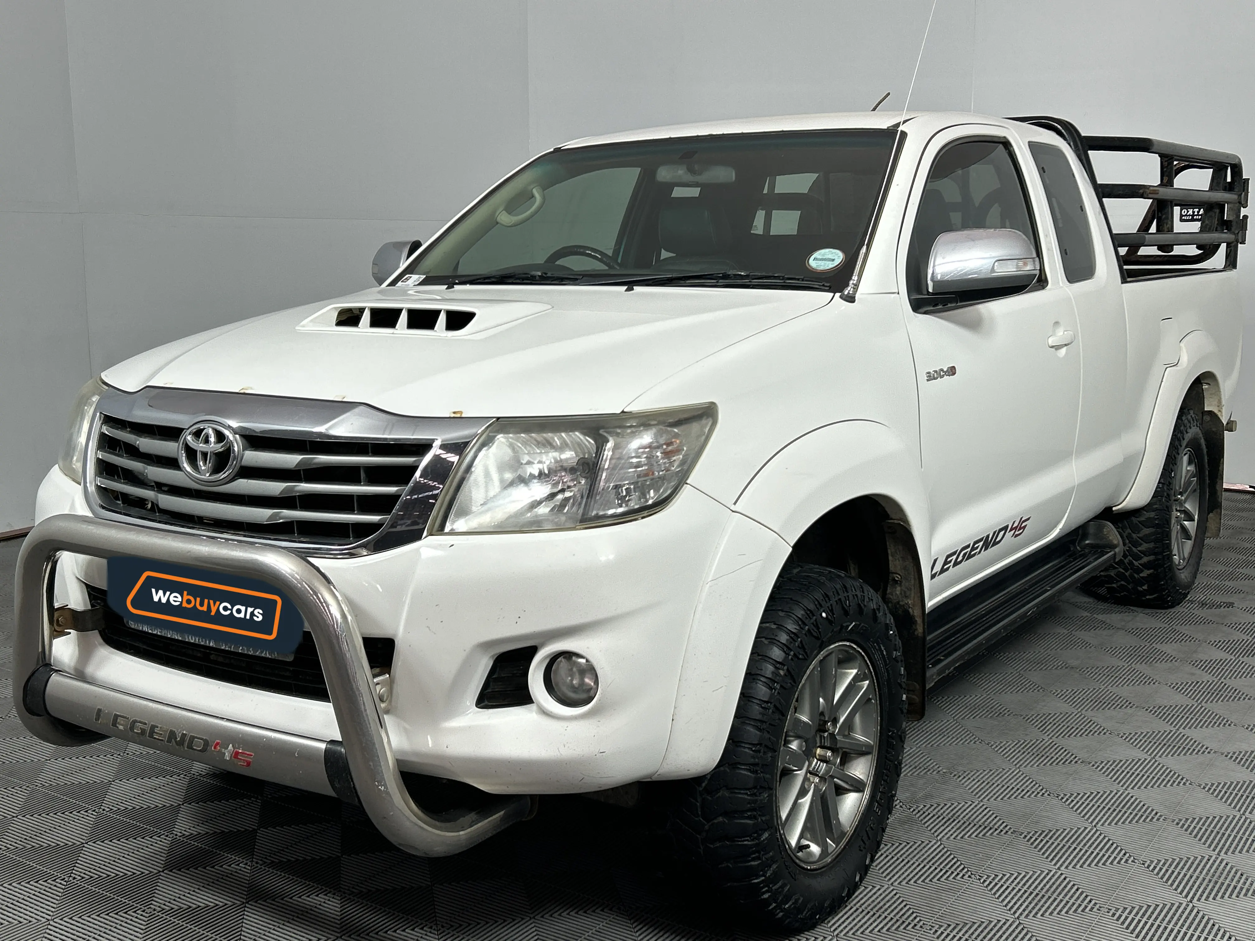 2015 Toyota Hilux 3.0d-4d Legend 45 4x4 Xtra CAB Pick Up