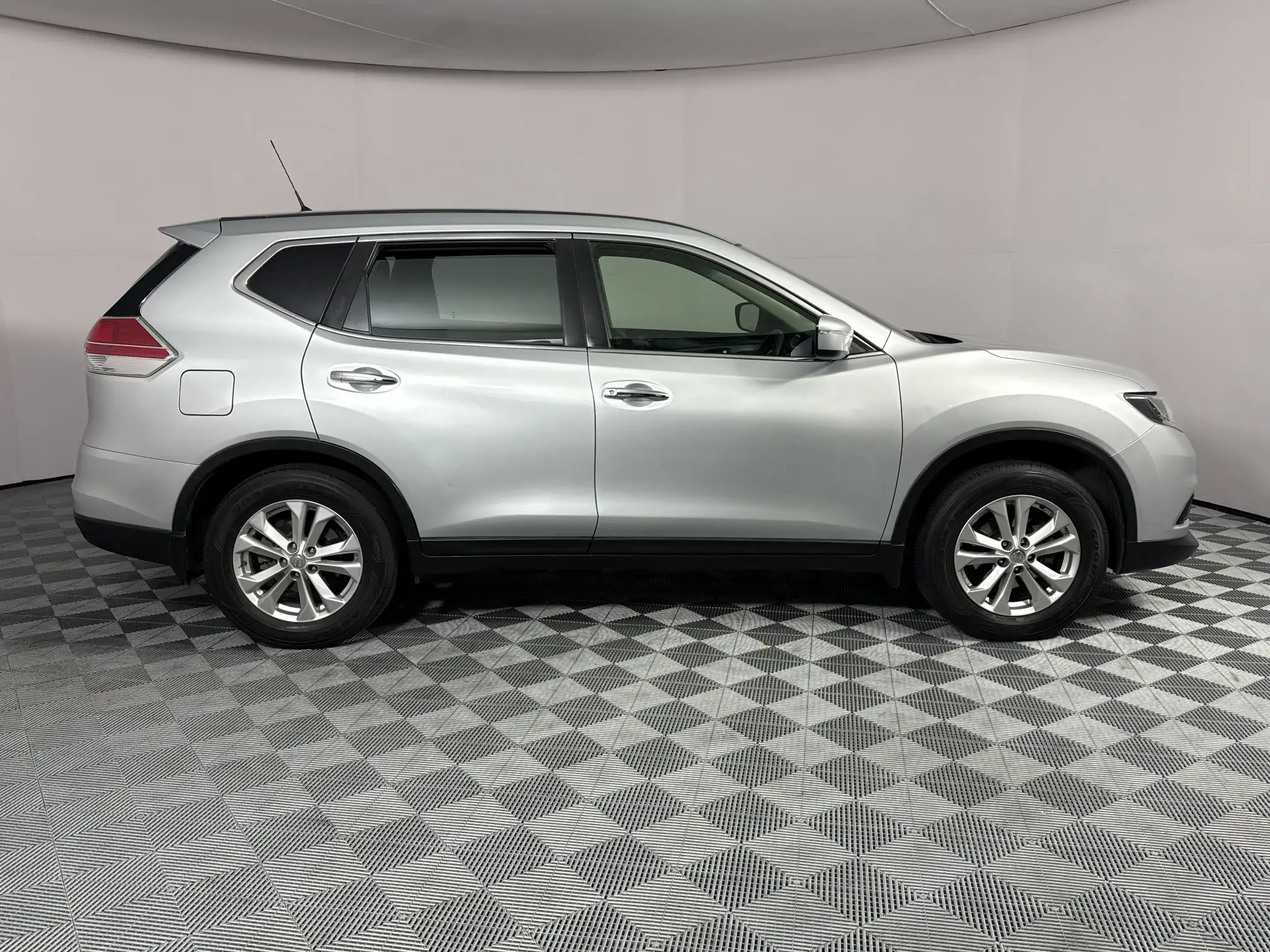 Nissan X Trail