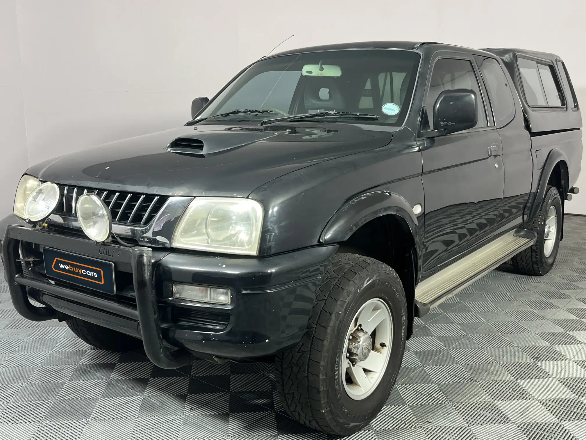 2005 Mitsubishi Colt