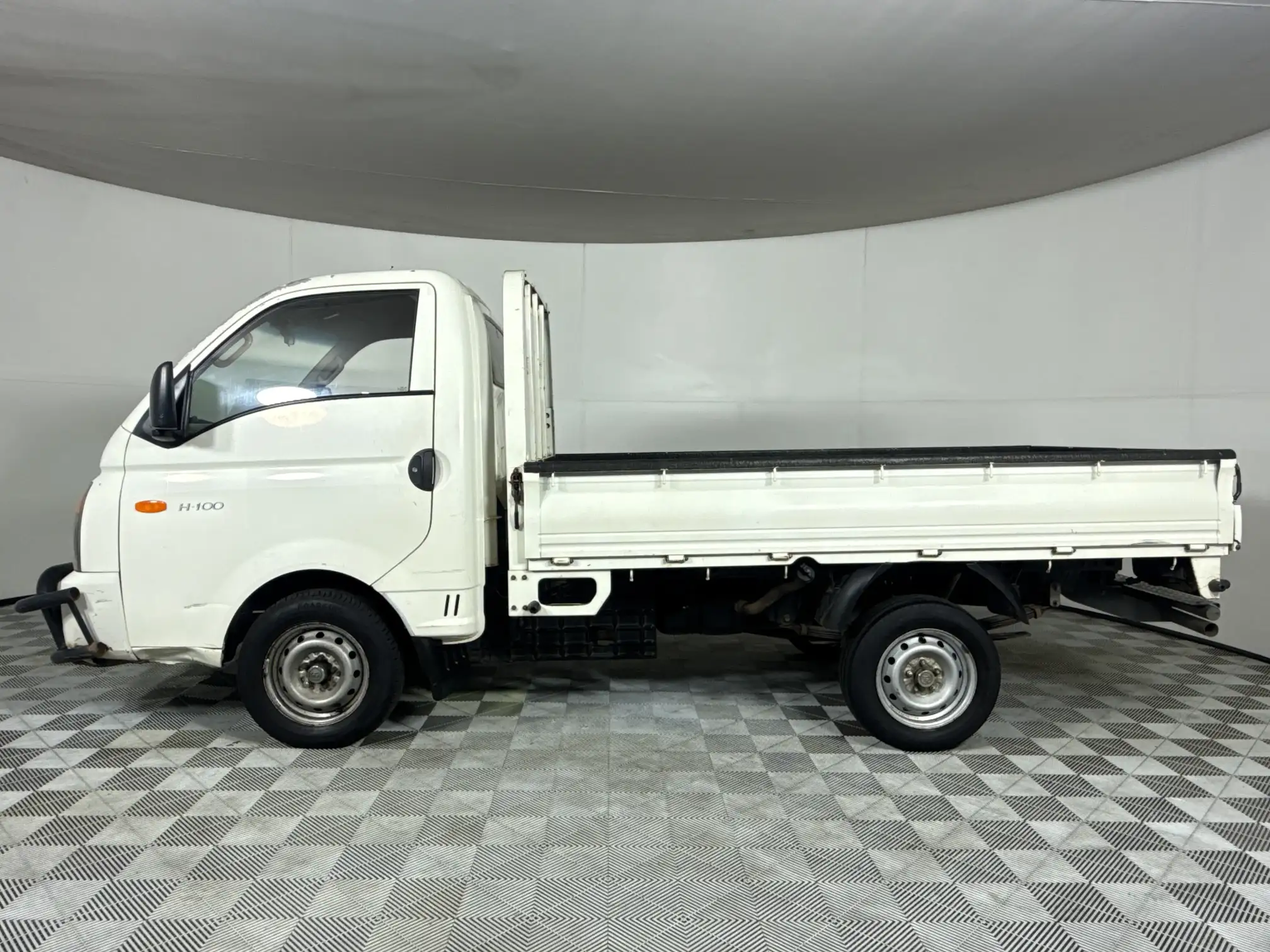 Hyundai H100