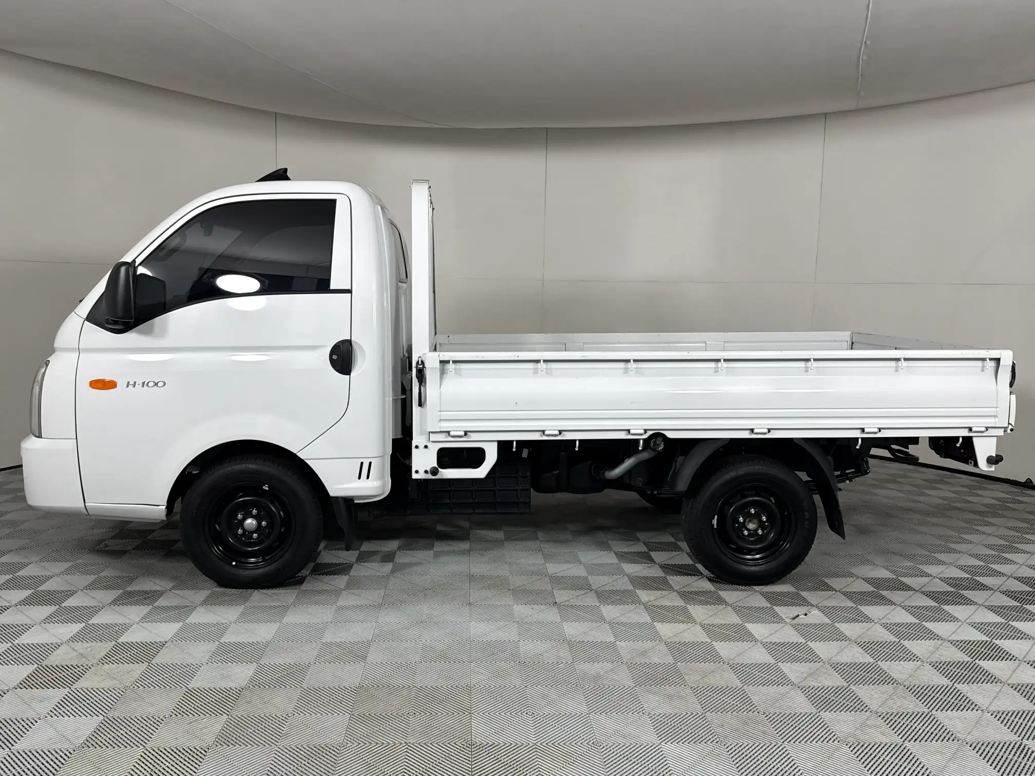 Hyundai H100
