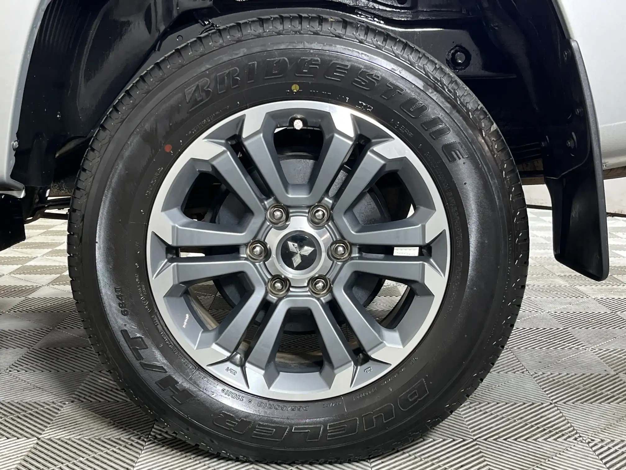 Mitsubishi Triton