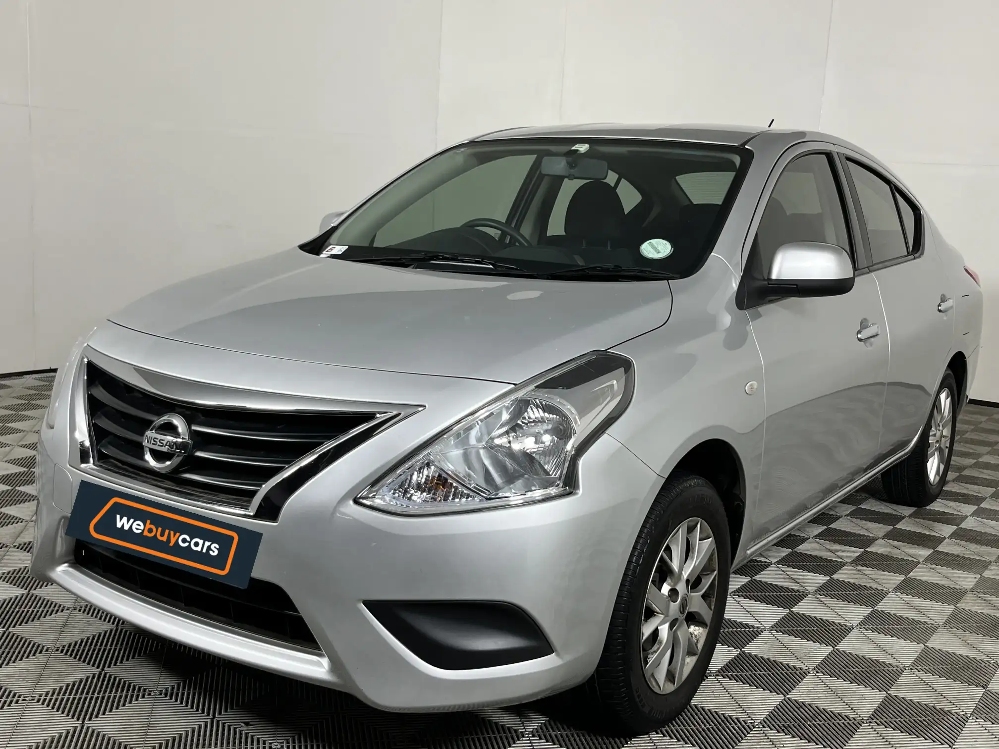 Nissan Almera