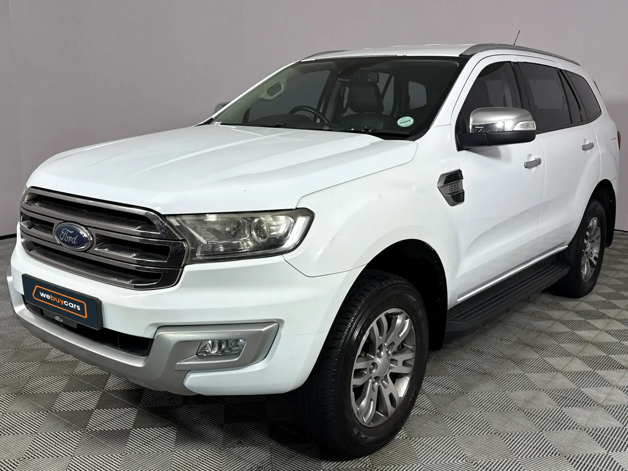 2017 Ford Everest