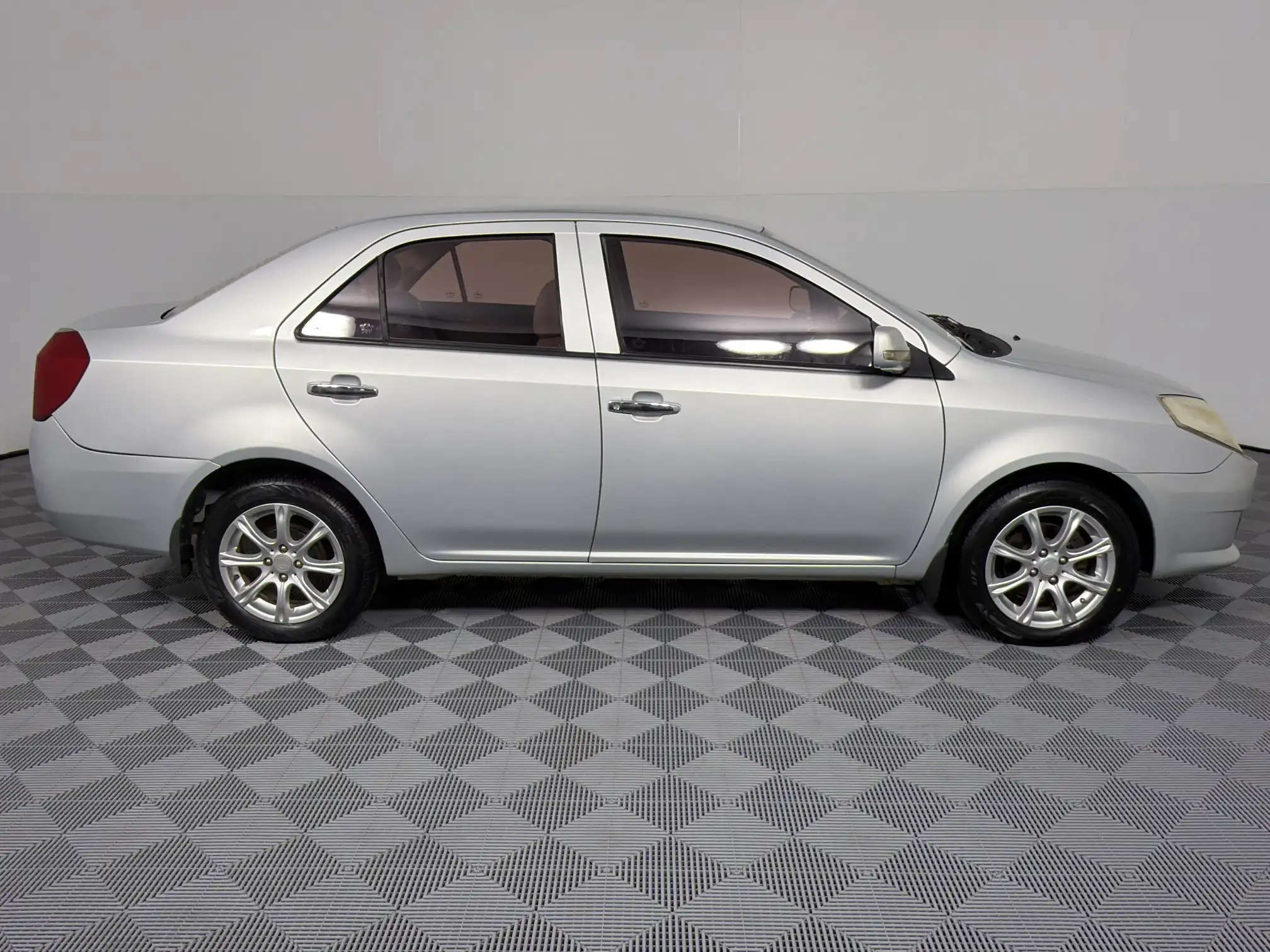 Geely MK