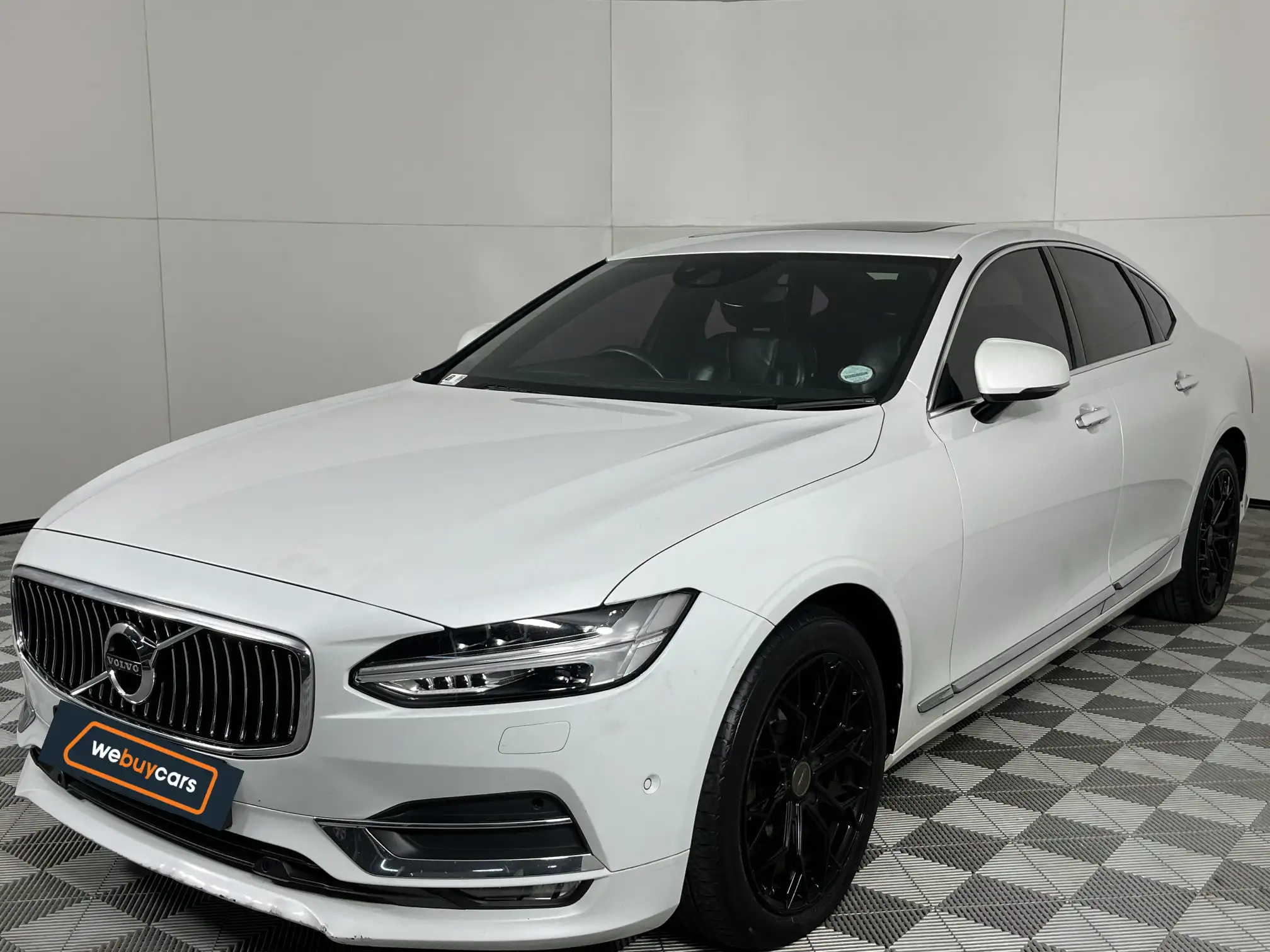 Volvo S90