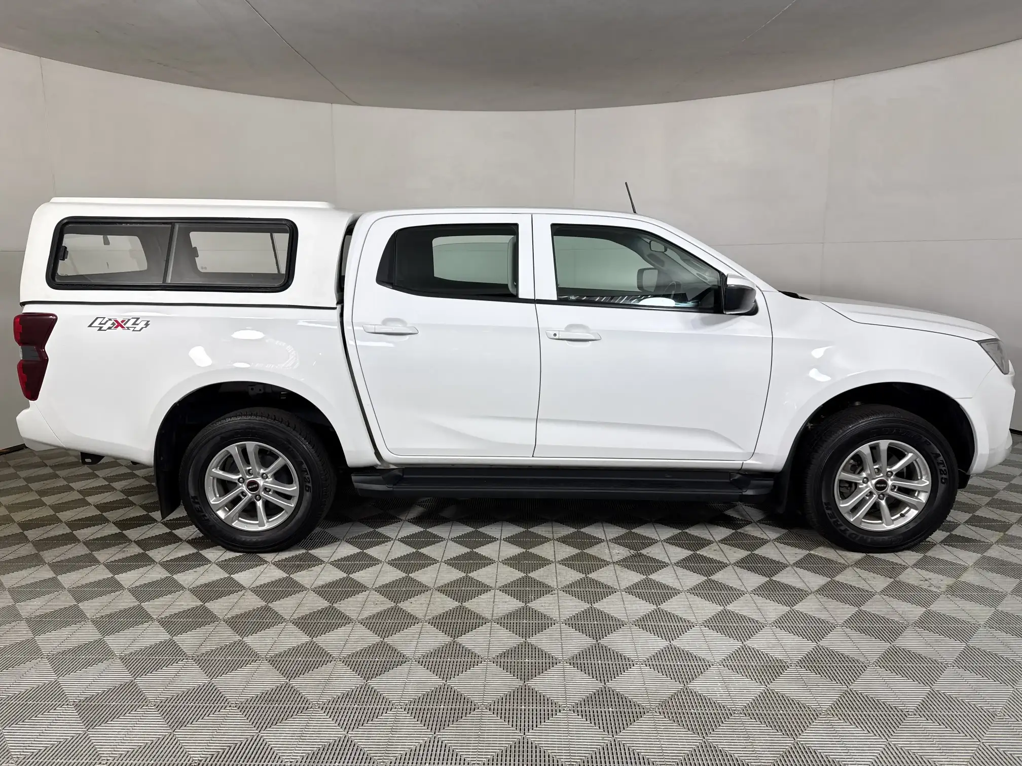 Isuzu D-MAX