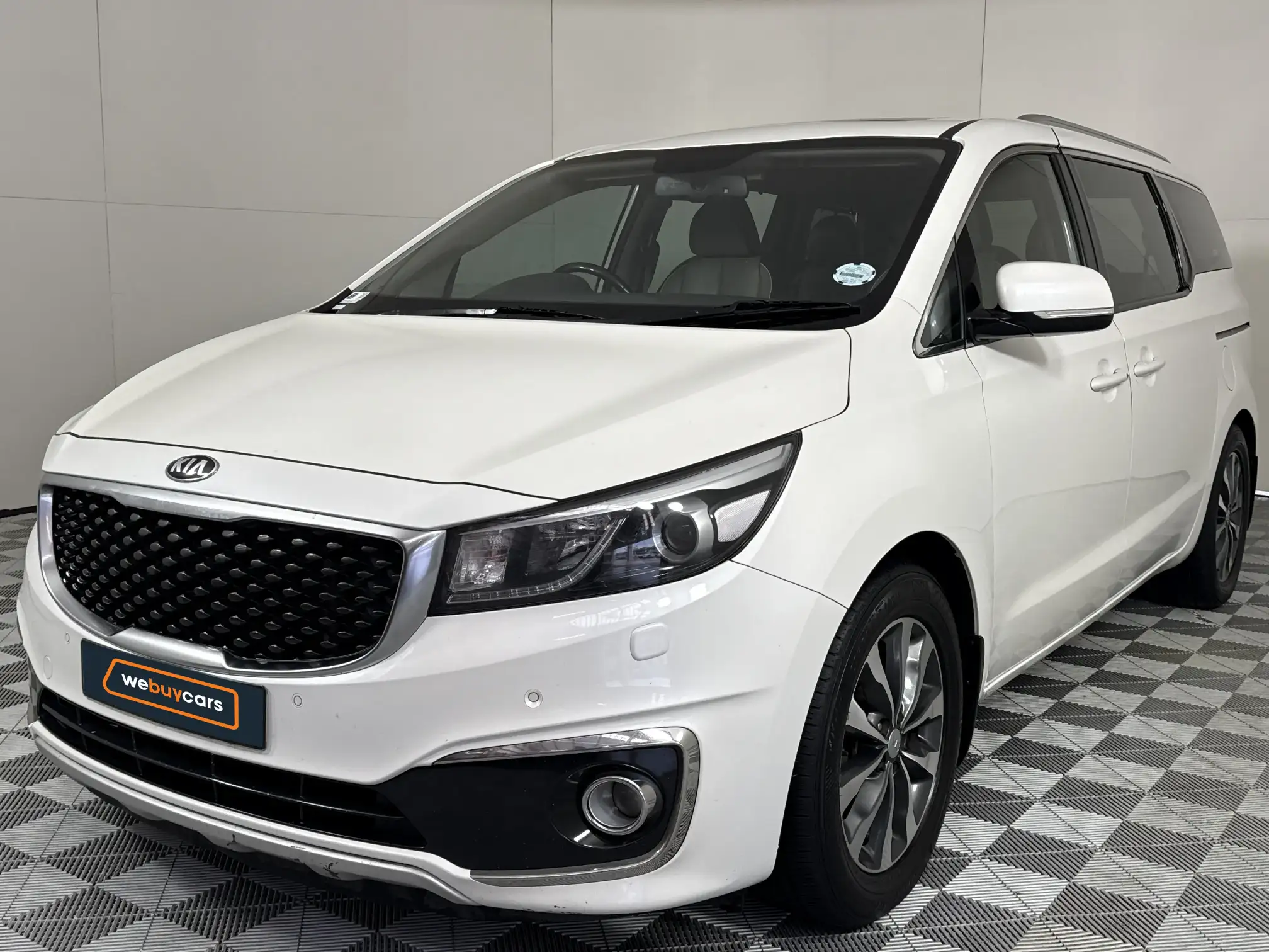 2016 KIA Sedona