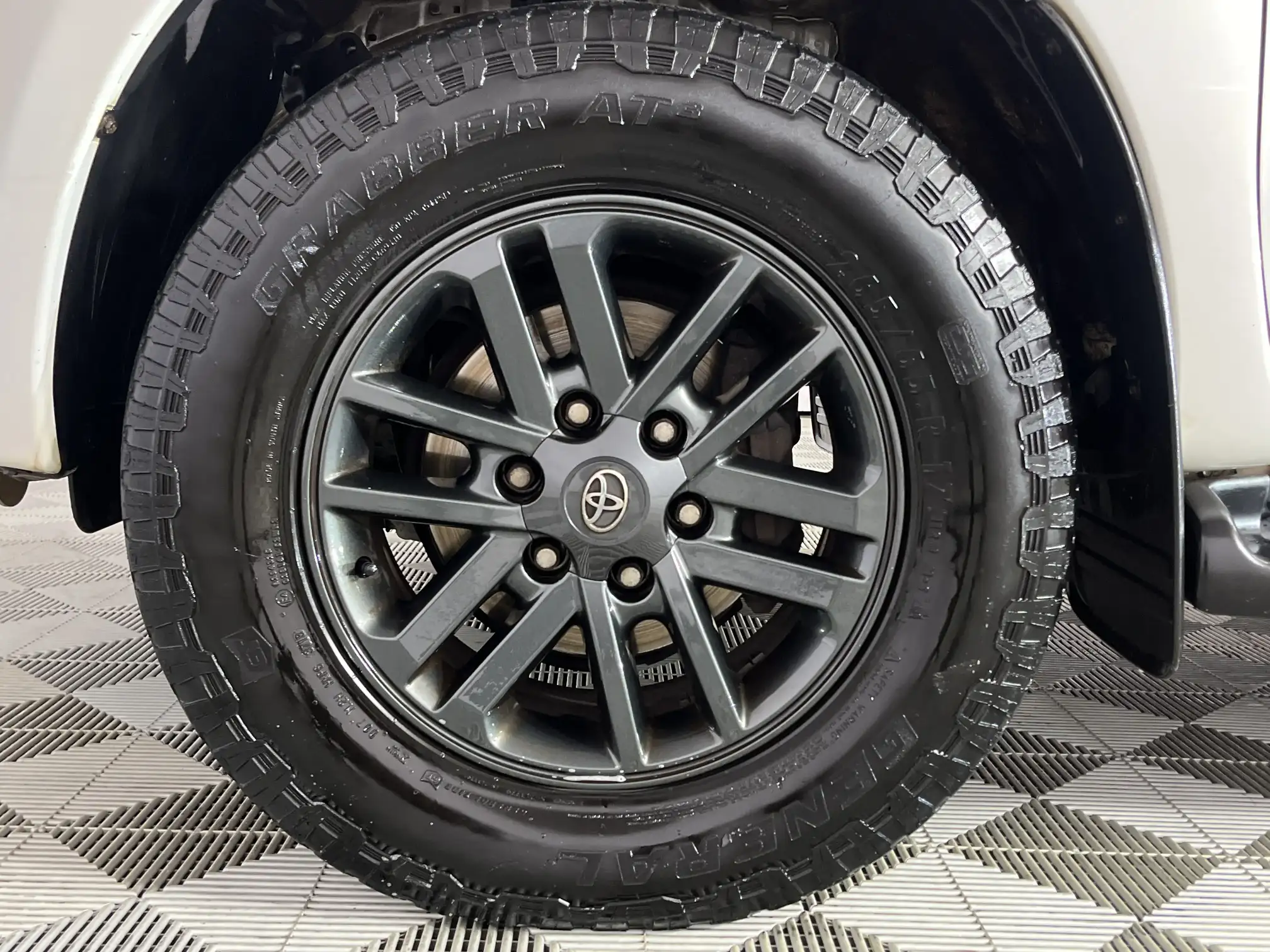Toyota Fortuner