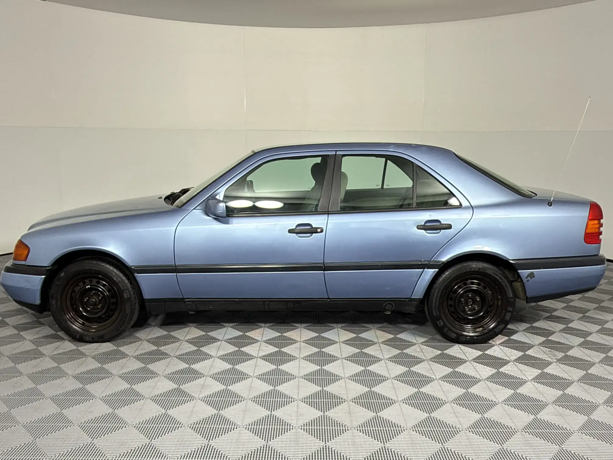 Mercedes-Benz C Class Sedan