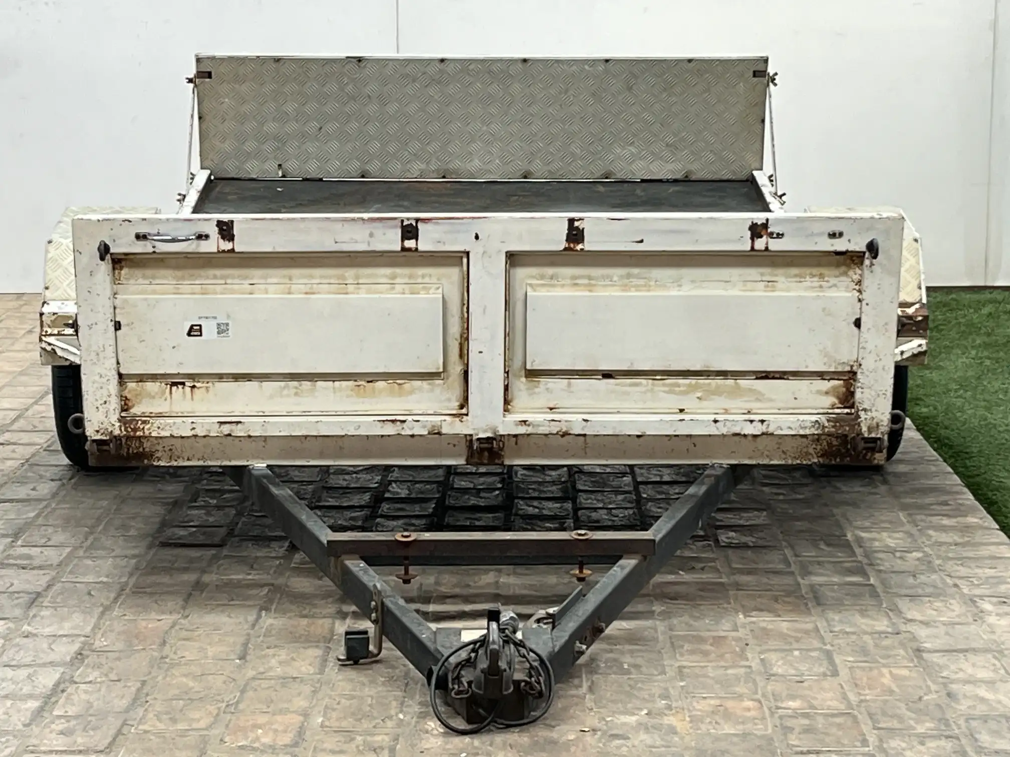 Custom Flatbed