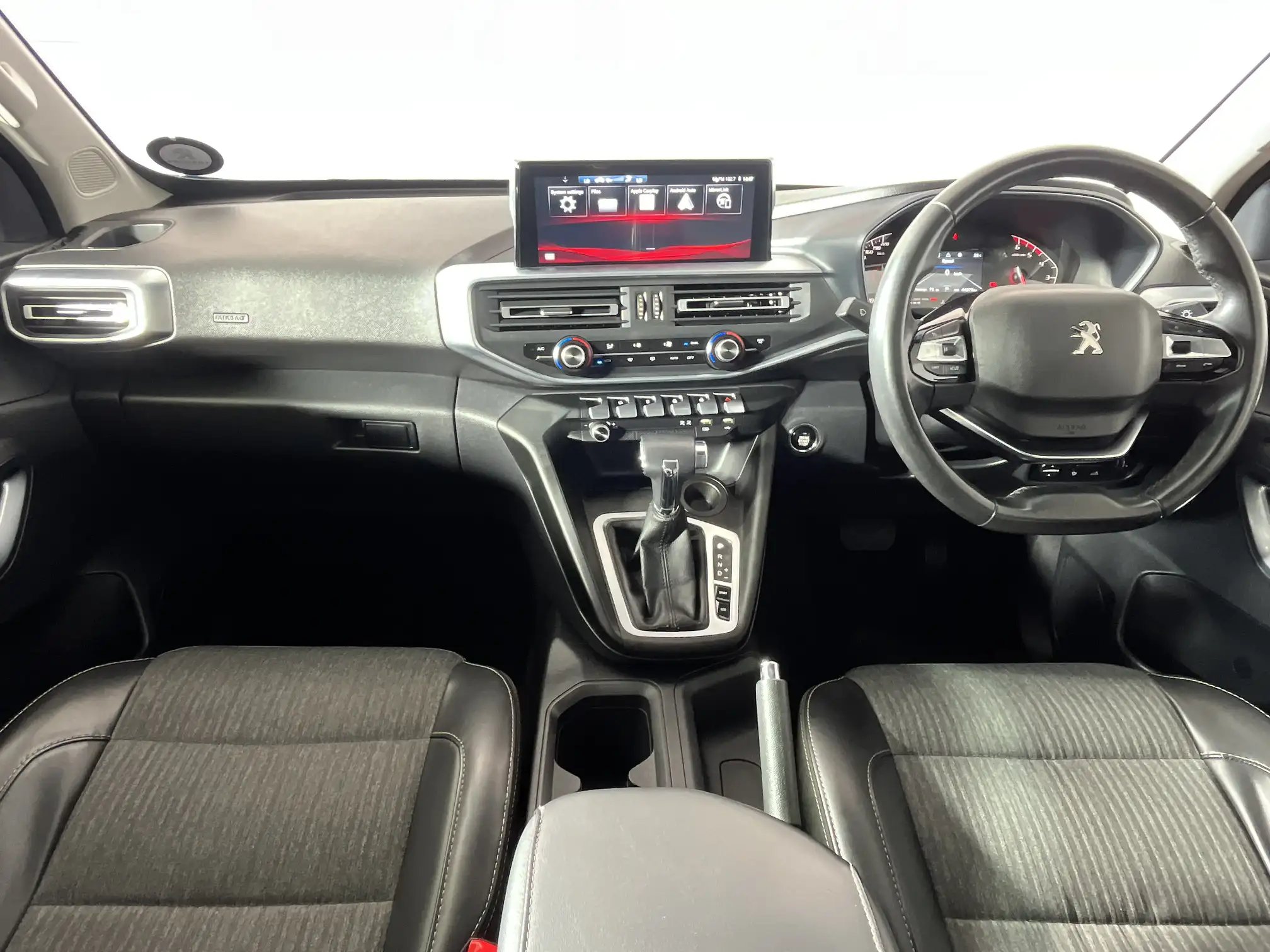 Peugeot Landtrek
