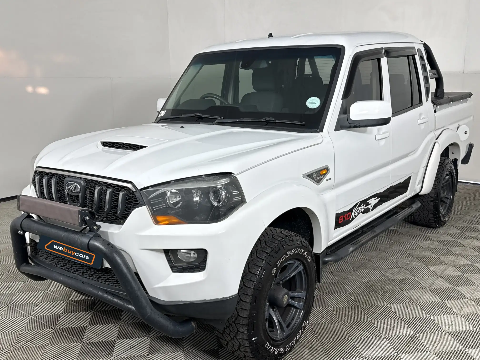 2019 Mahindra PIK UP